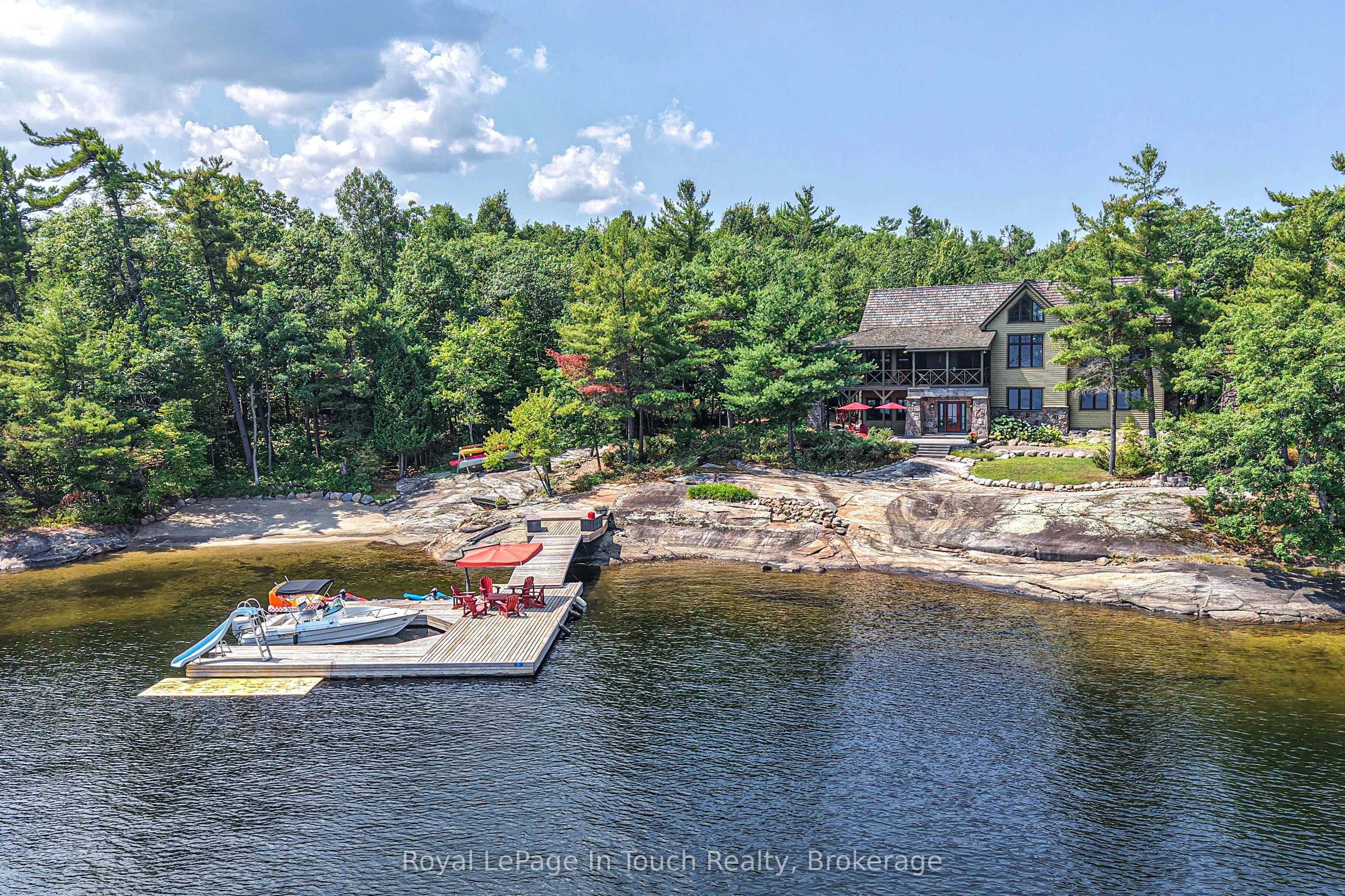 4 Is 2075 Arthur Island, Georgian Bay