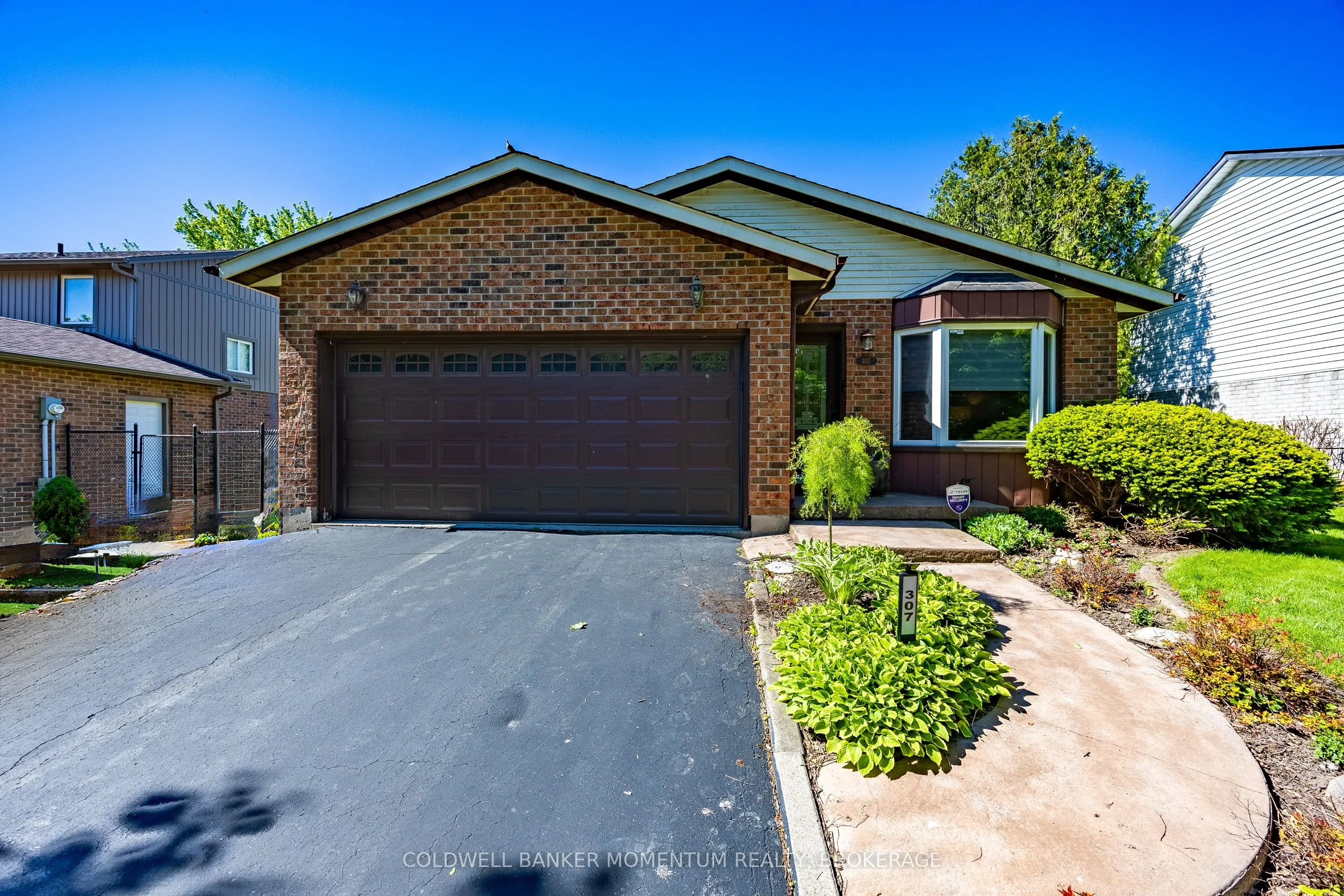 307 Orkney Street W