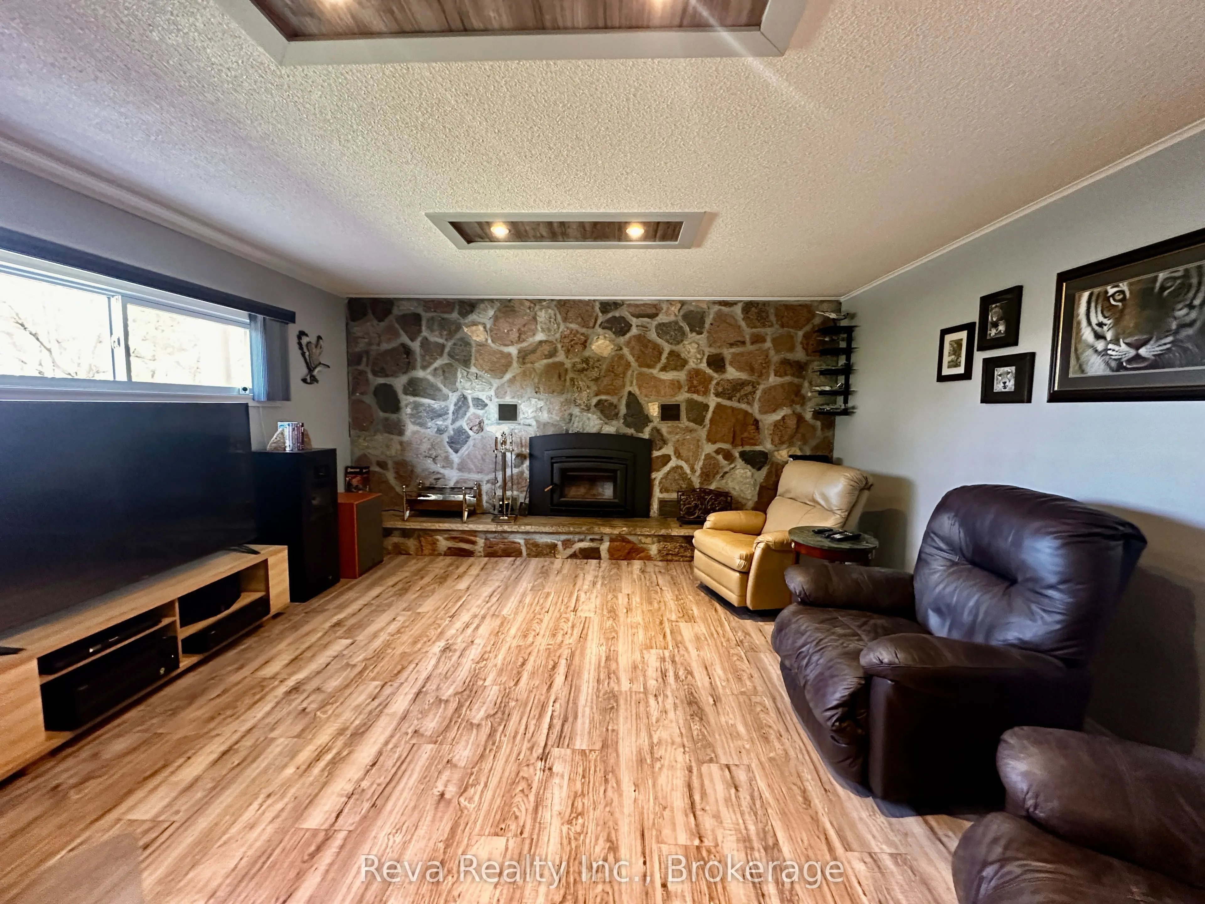11 Ridge Road