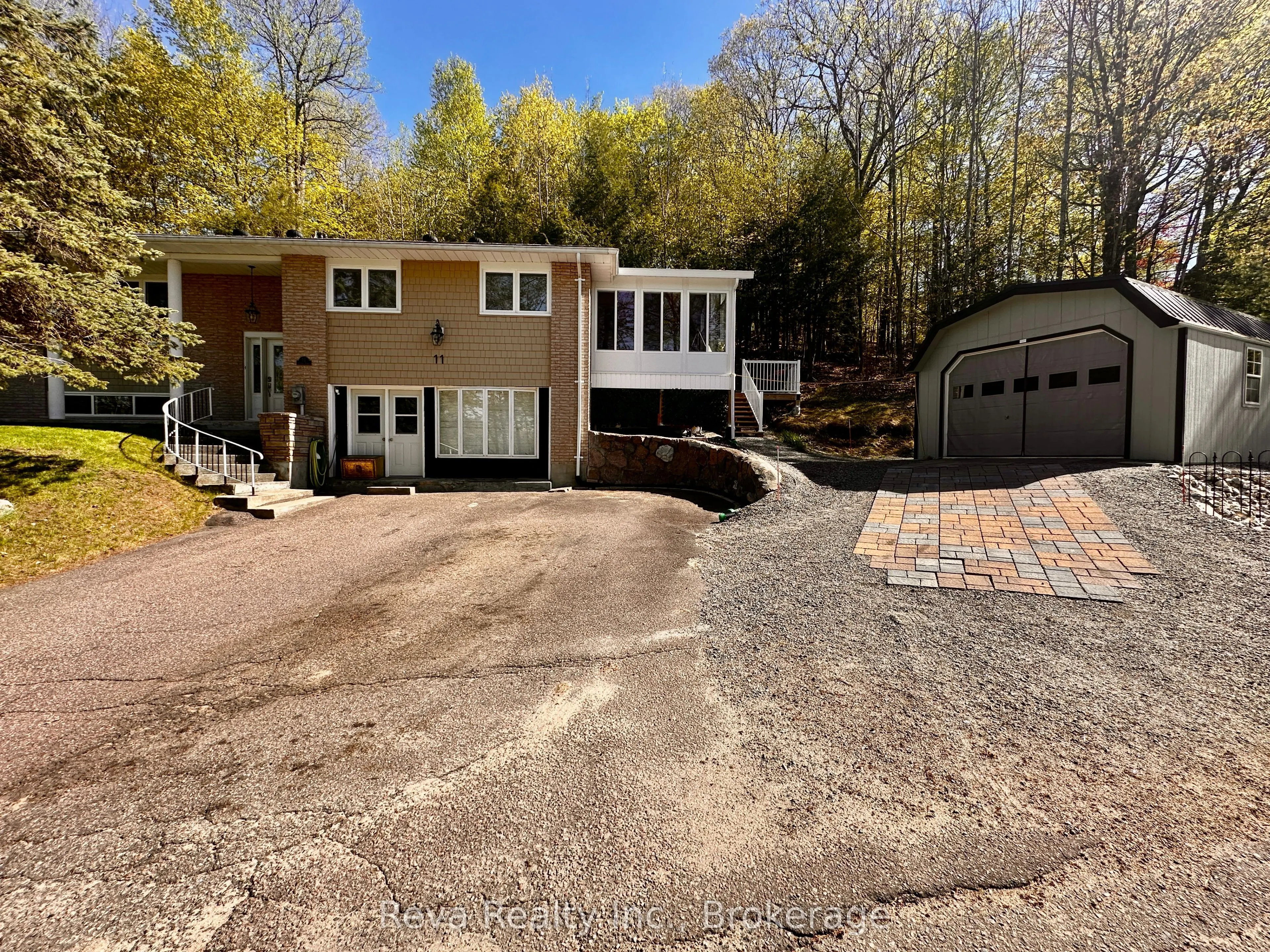 11 Ridge Road