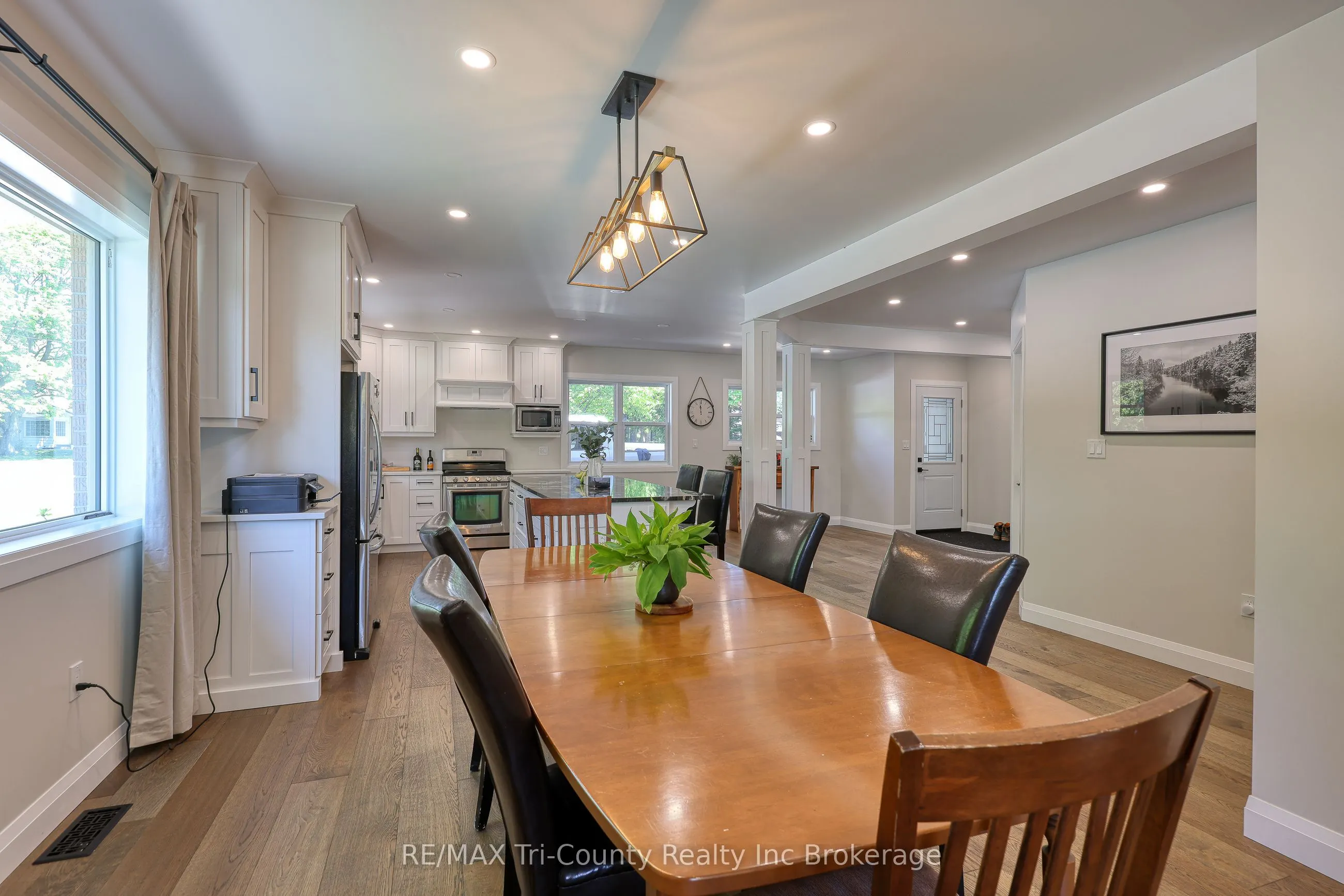 16 Delevan Crescent