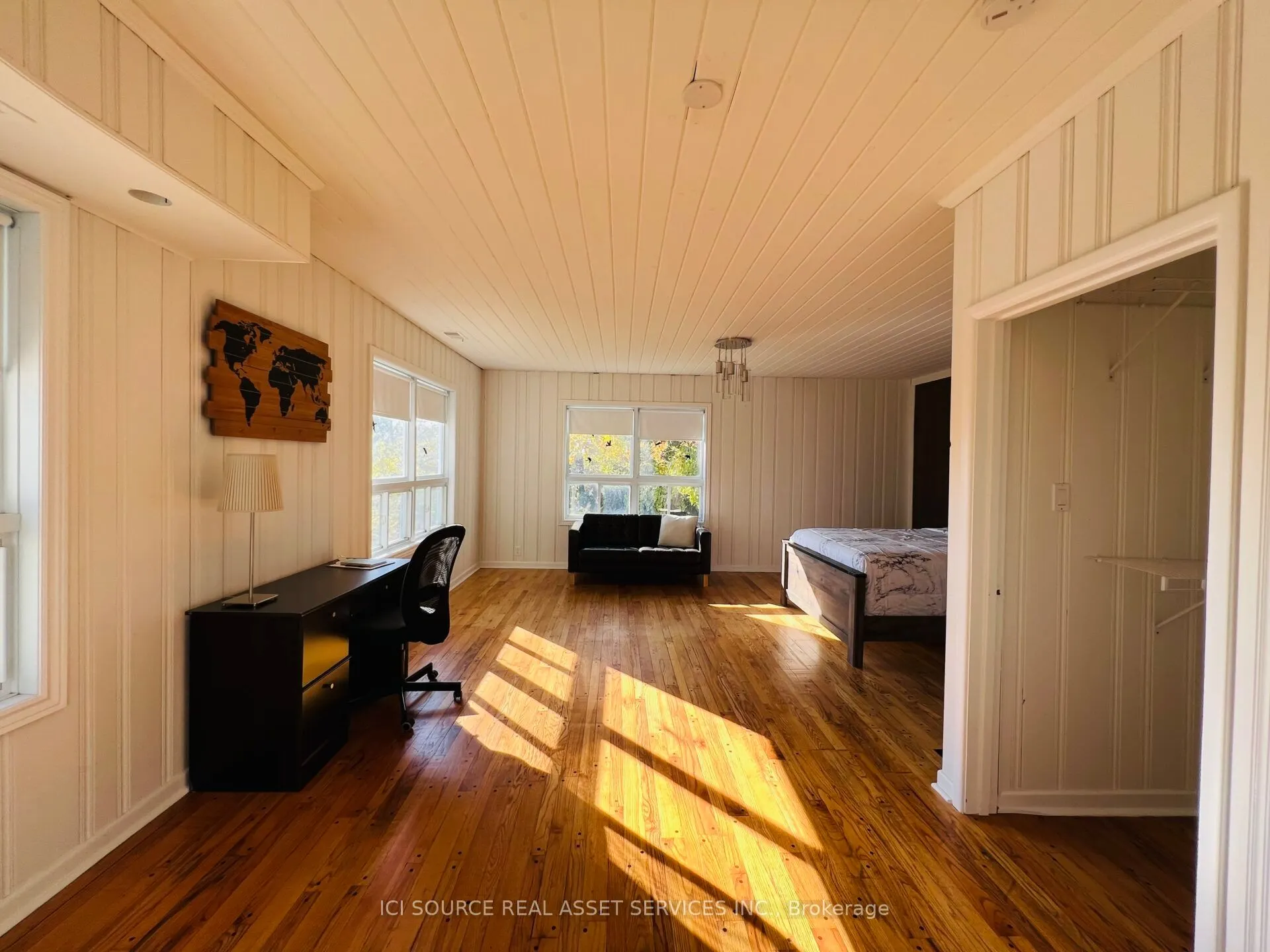 8 Renwood Place