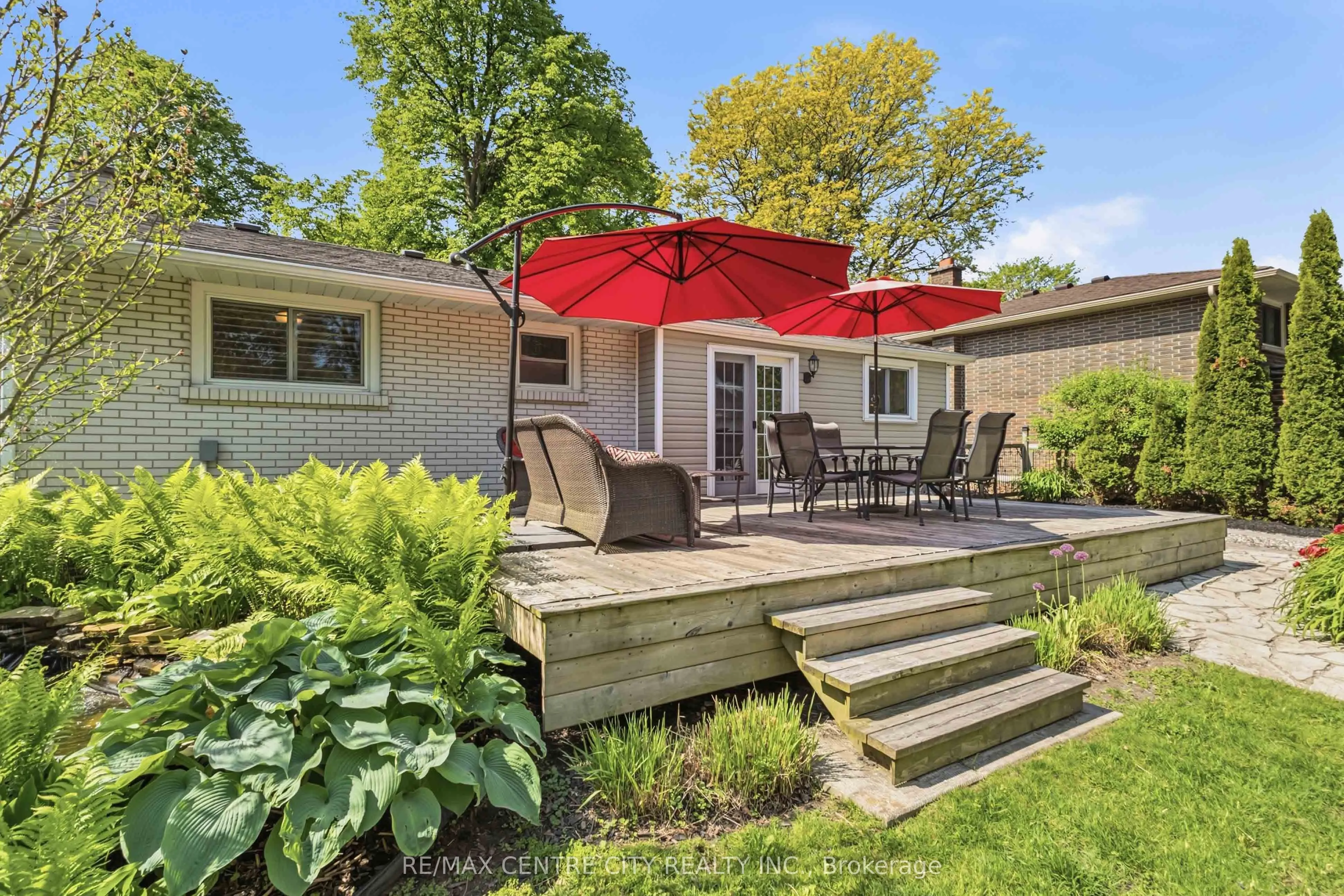 639 Dunboyne Crescent