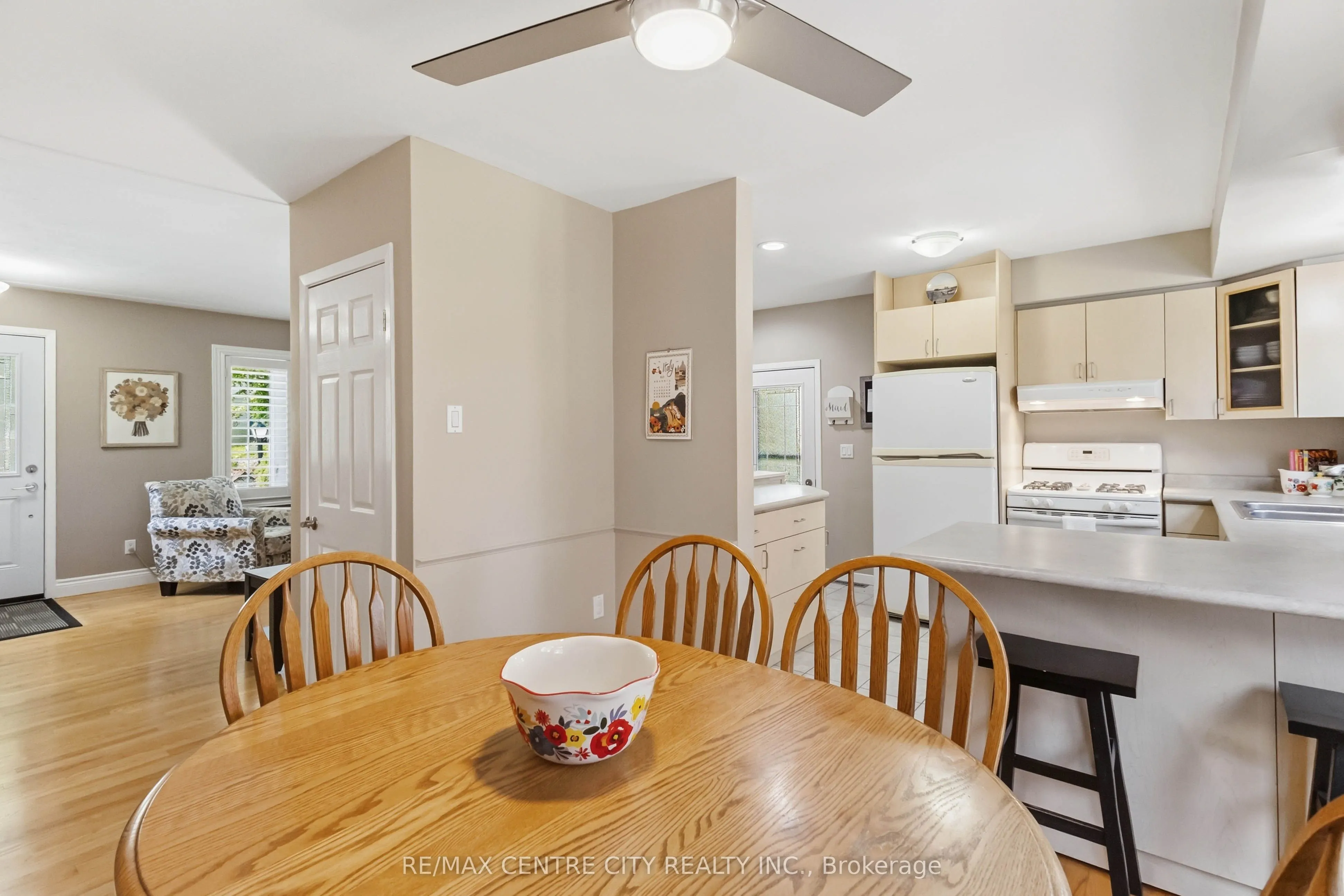 639 Dunboyne Crescent