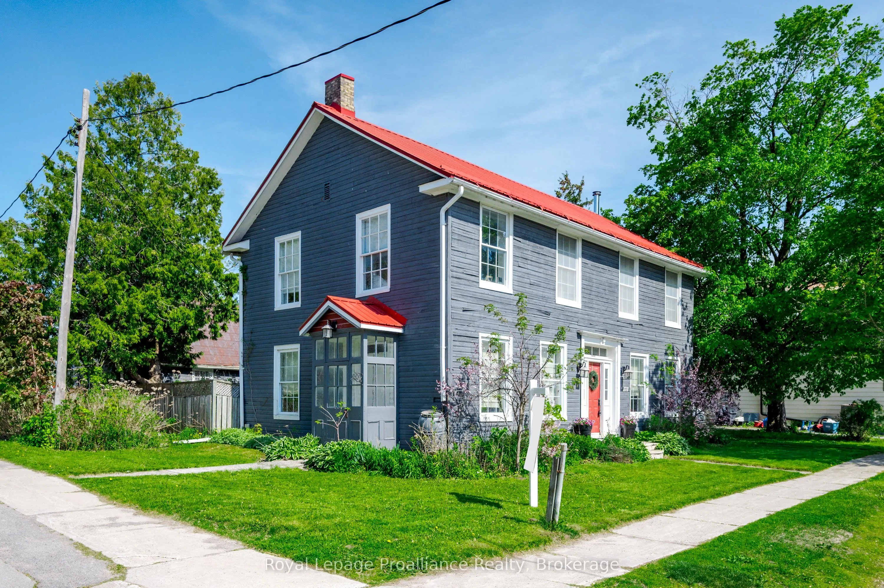 1113 Heritage Line