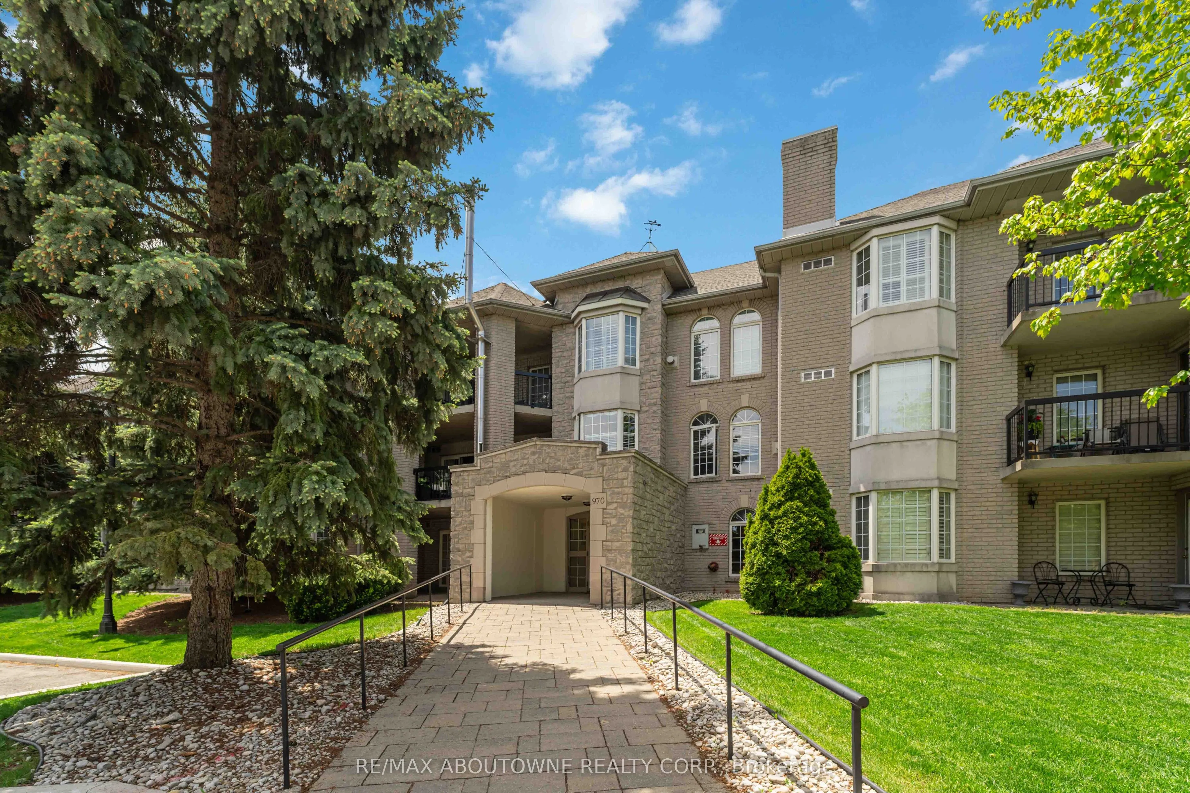 970 Golf Links Road #205