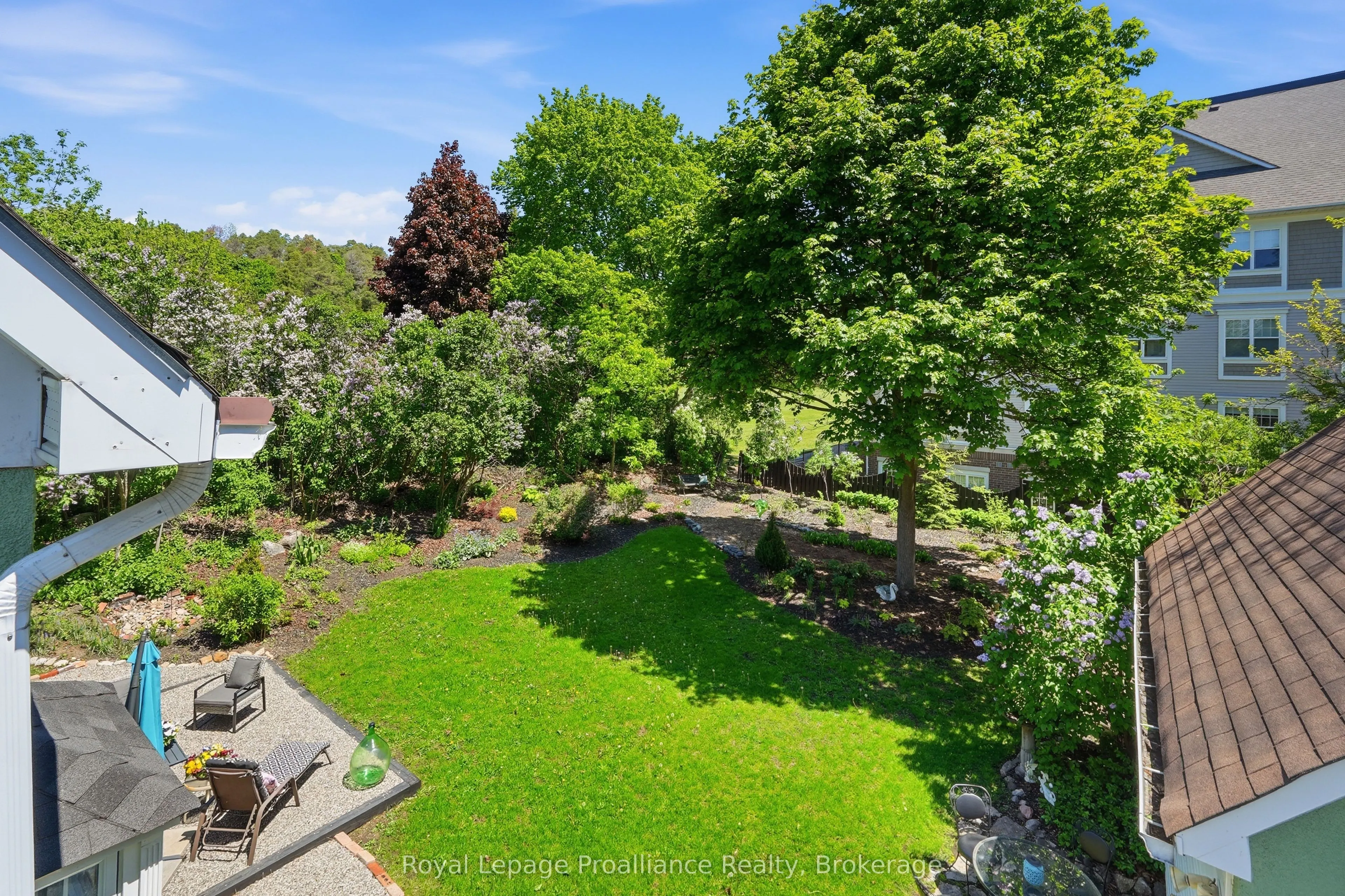 195 Maclellan Avenue