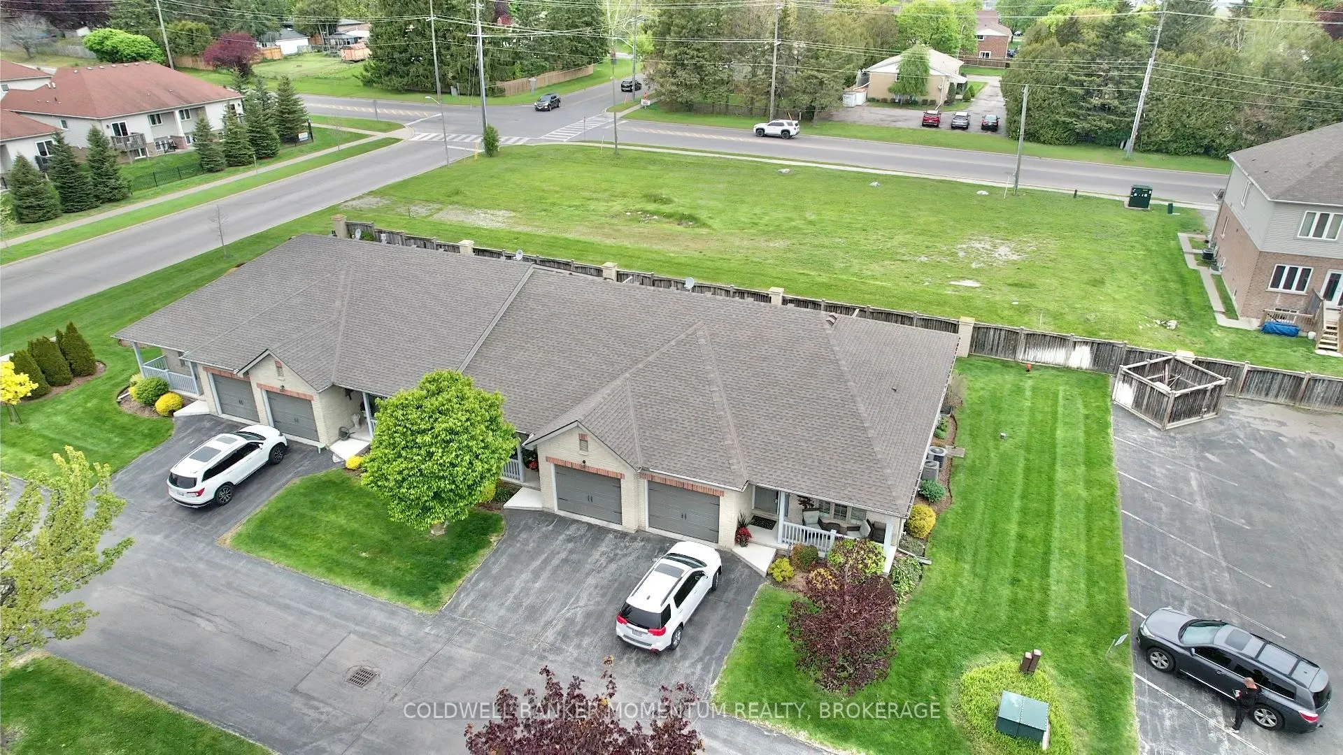 409 Queen Street S #4