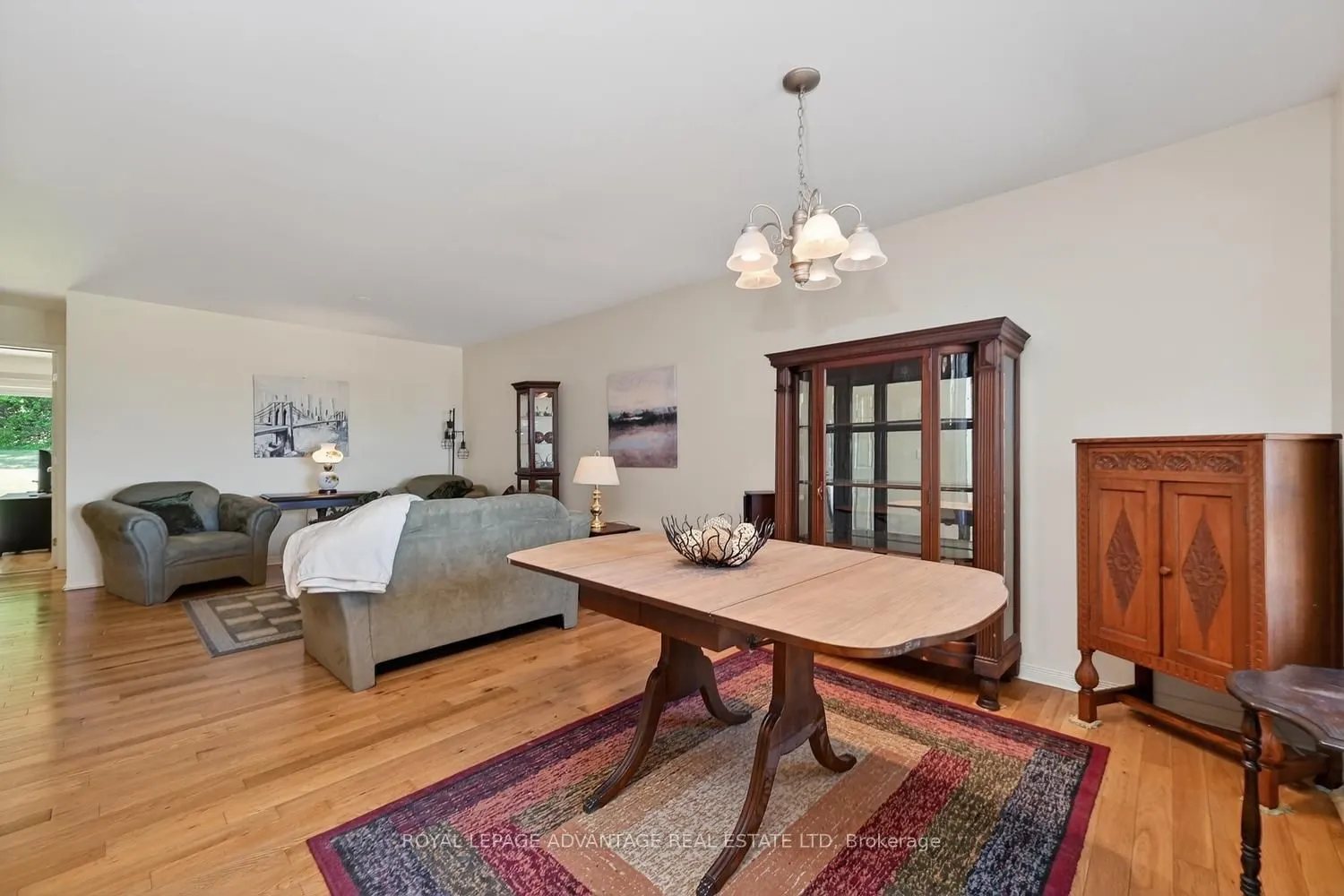 61 Van Horne Avenue