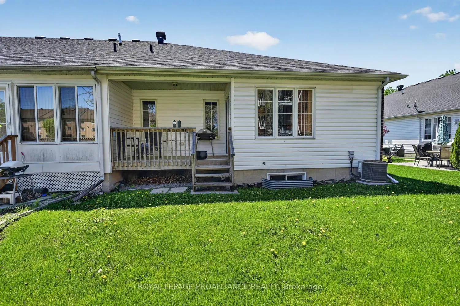 157 Steacy Gardens E