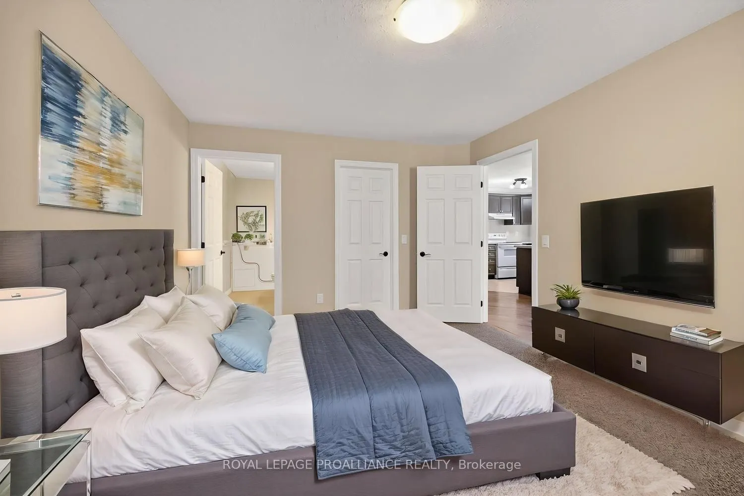 157 Steacy Gardens E