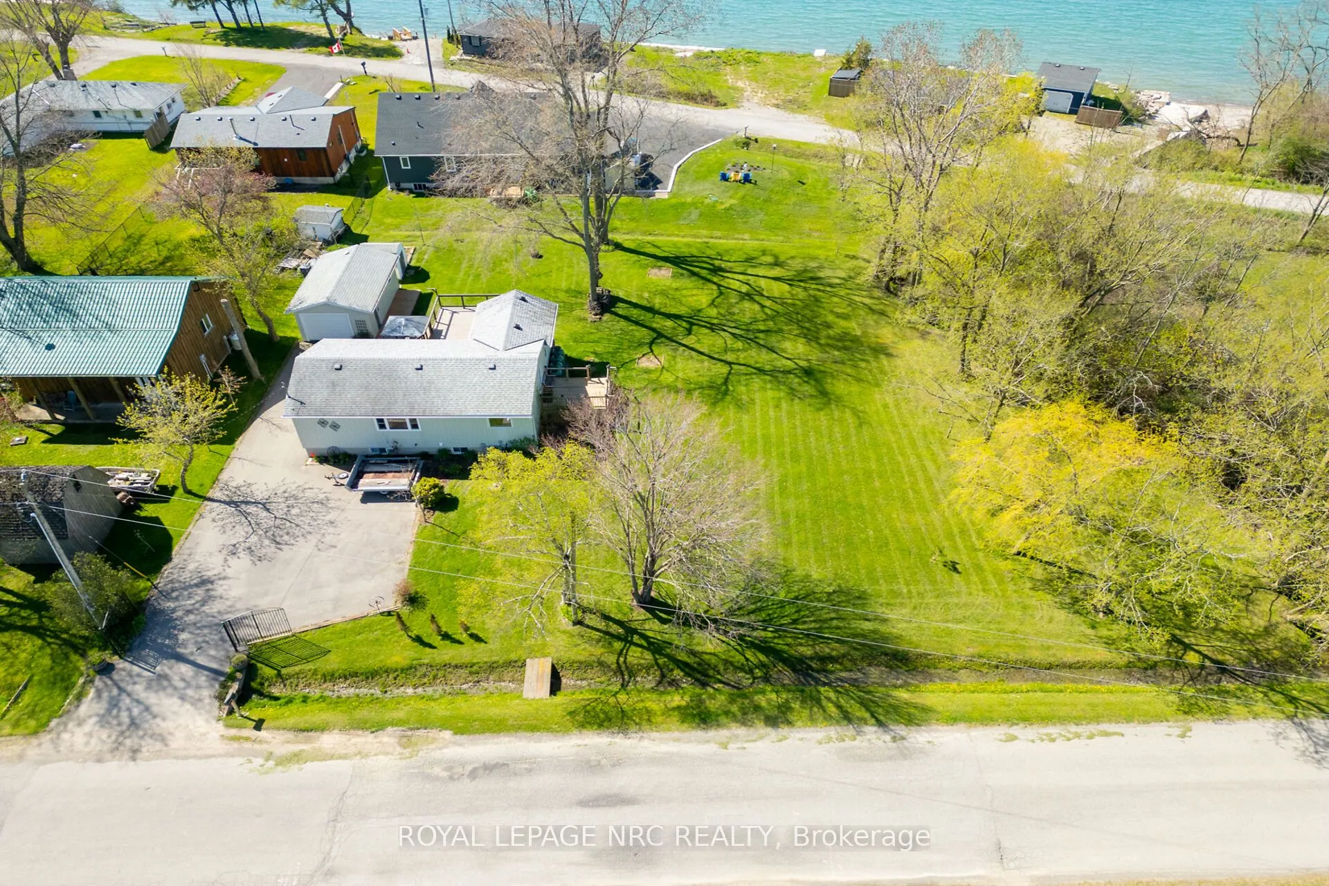 2970 Lakeshore Road