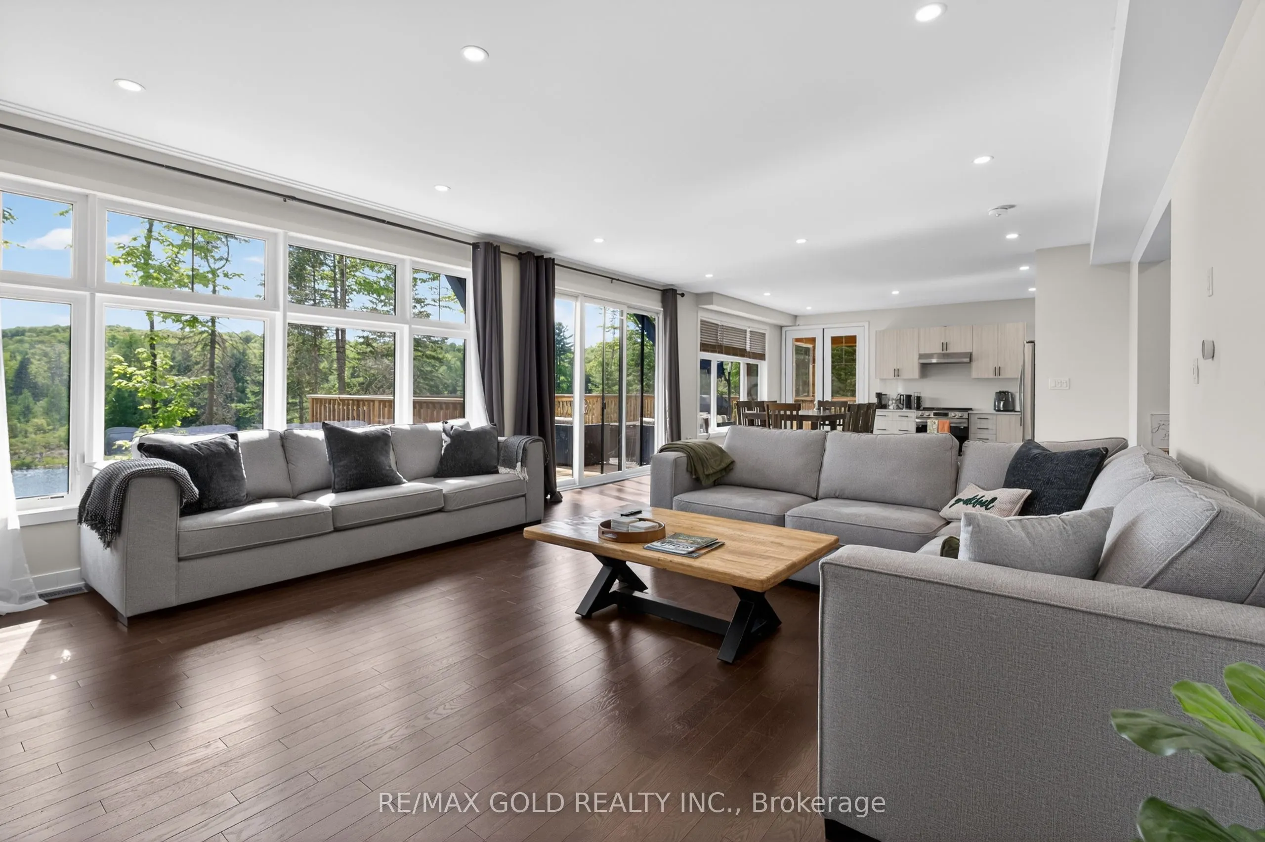 1011 Ridgeline Drive #3
