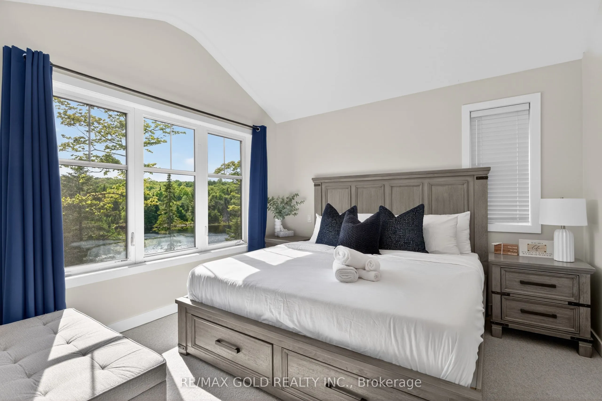 1011 Ridgeline Drive #3