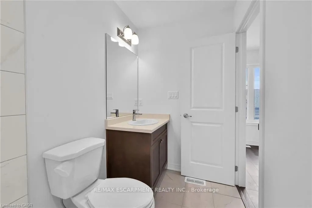 120 COURT Drive #35
