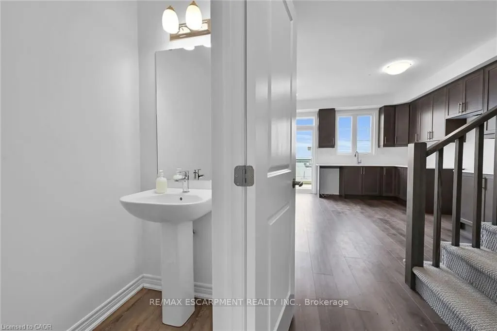 120 COURT Drive #35