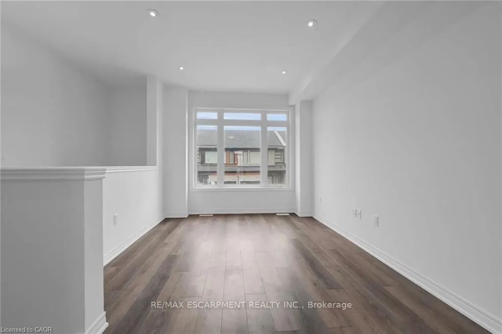 120 COURT Drive #35