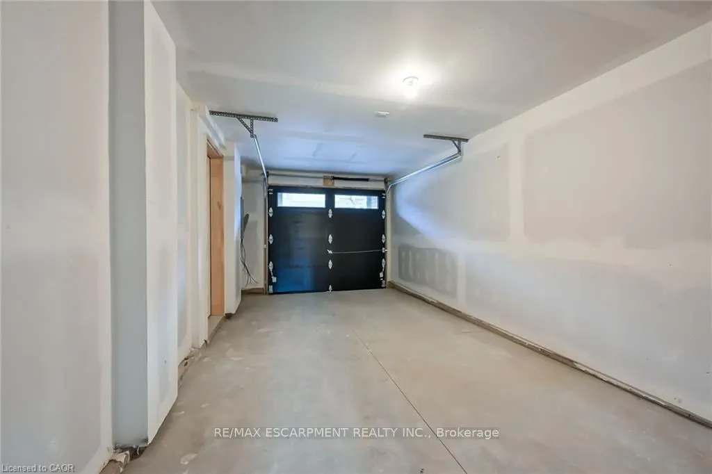 120 COURT Drive #35