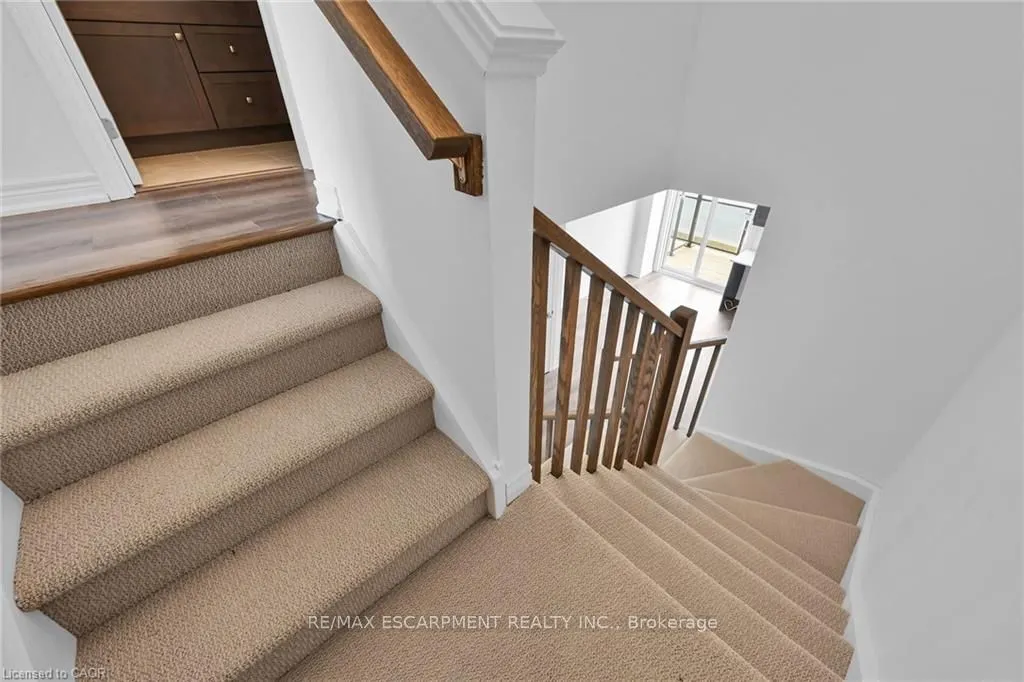 120 COURT Drive #35
