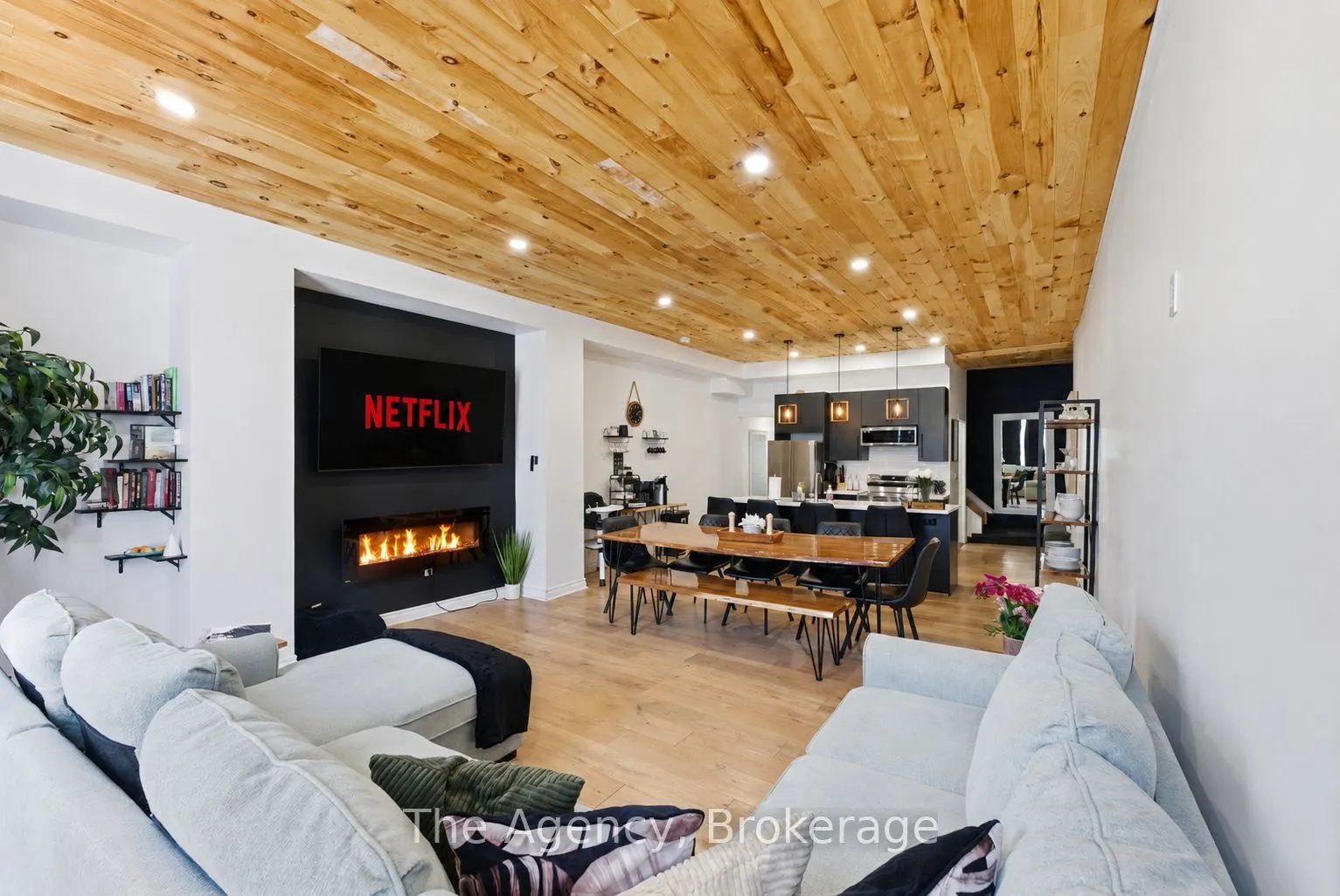 6043 Main Street