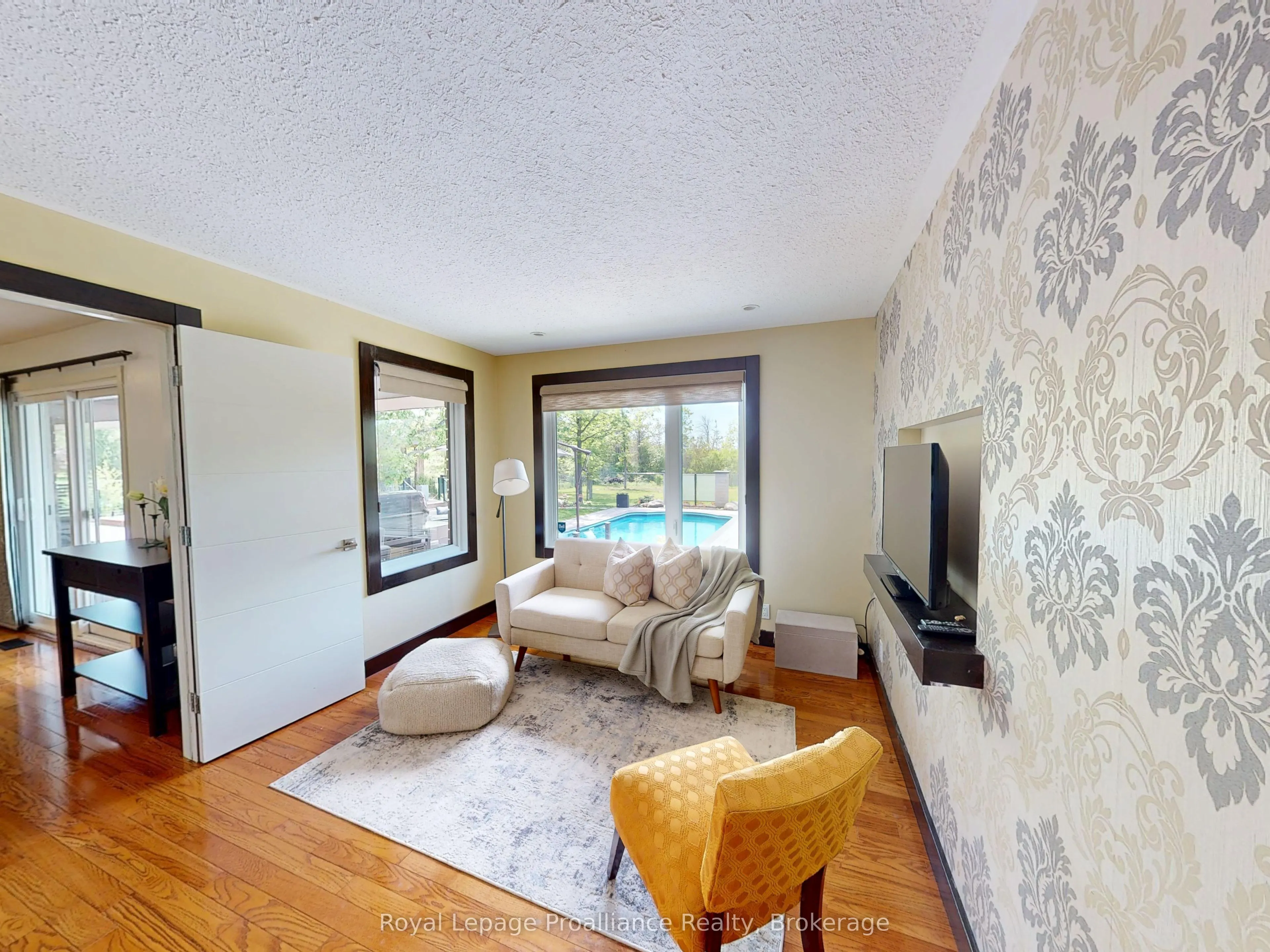 100 Bay Breeze Street