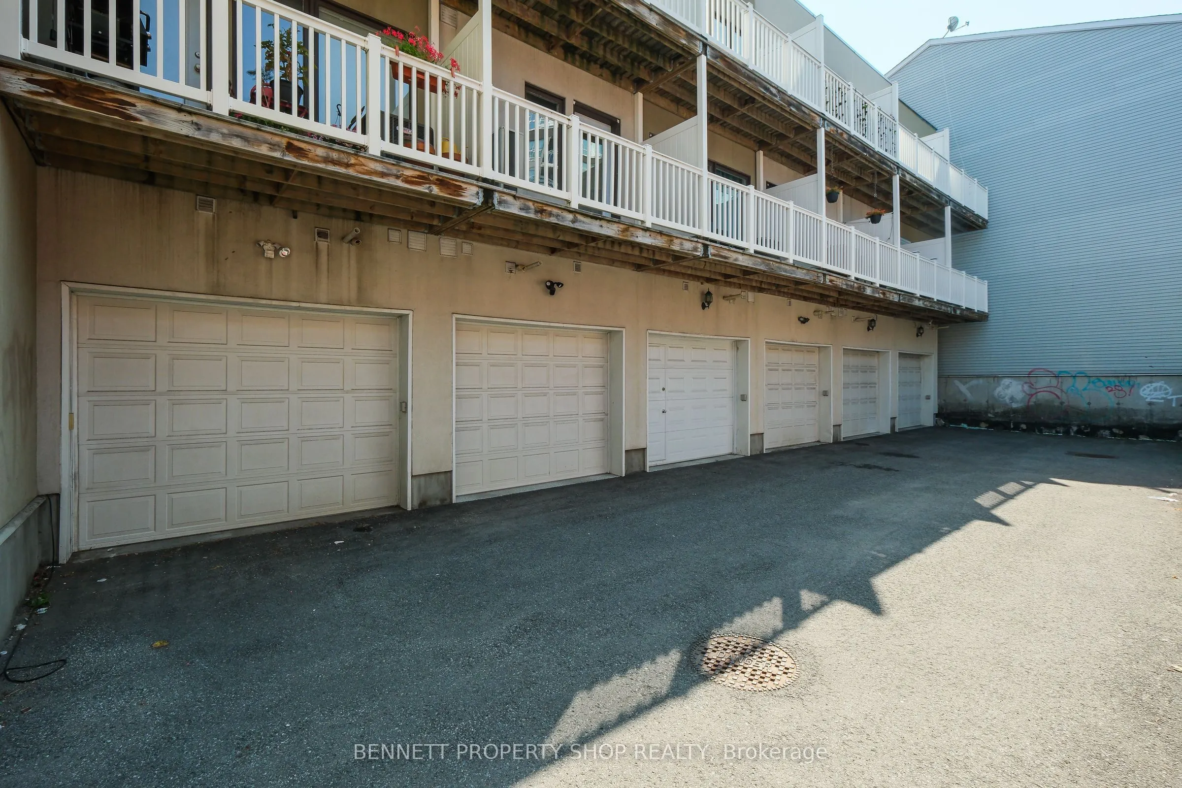 288 Cambridge Street N