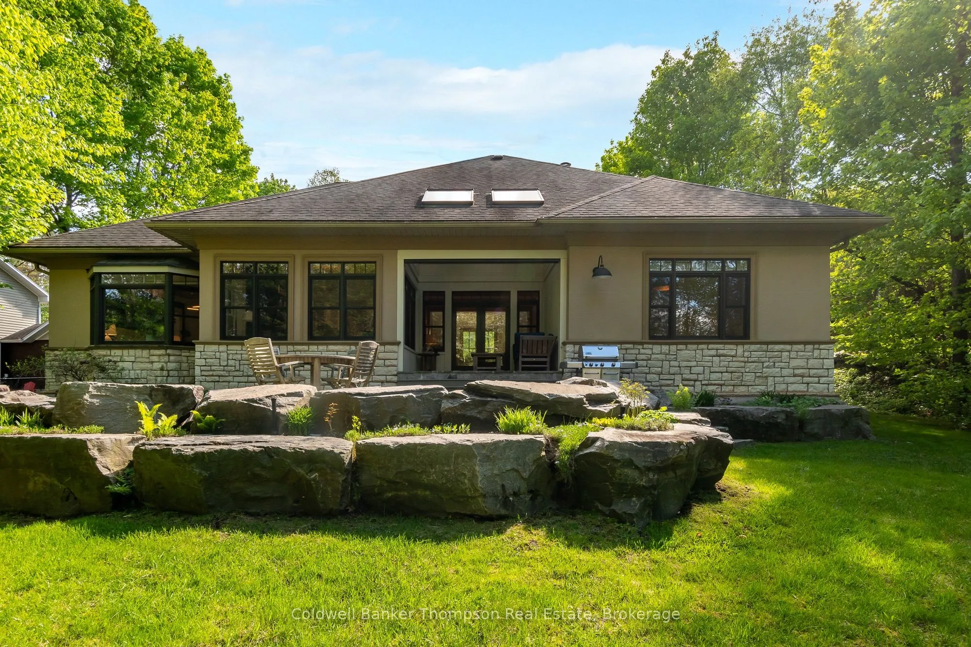 19 Silver Oaks Crescent