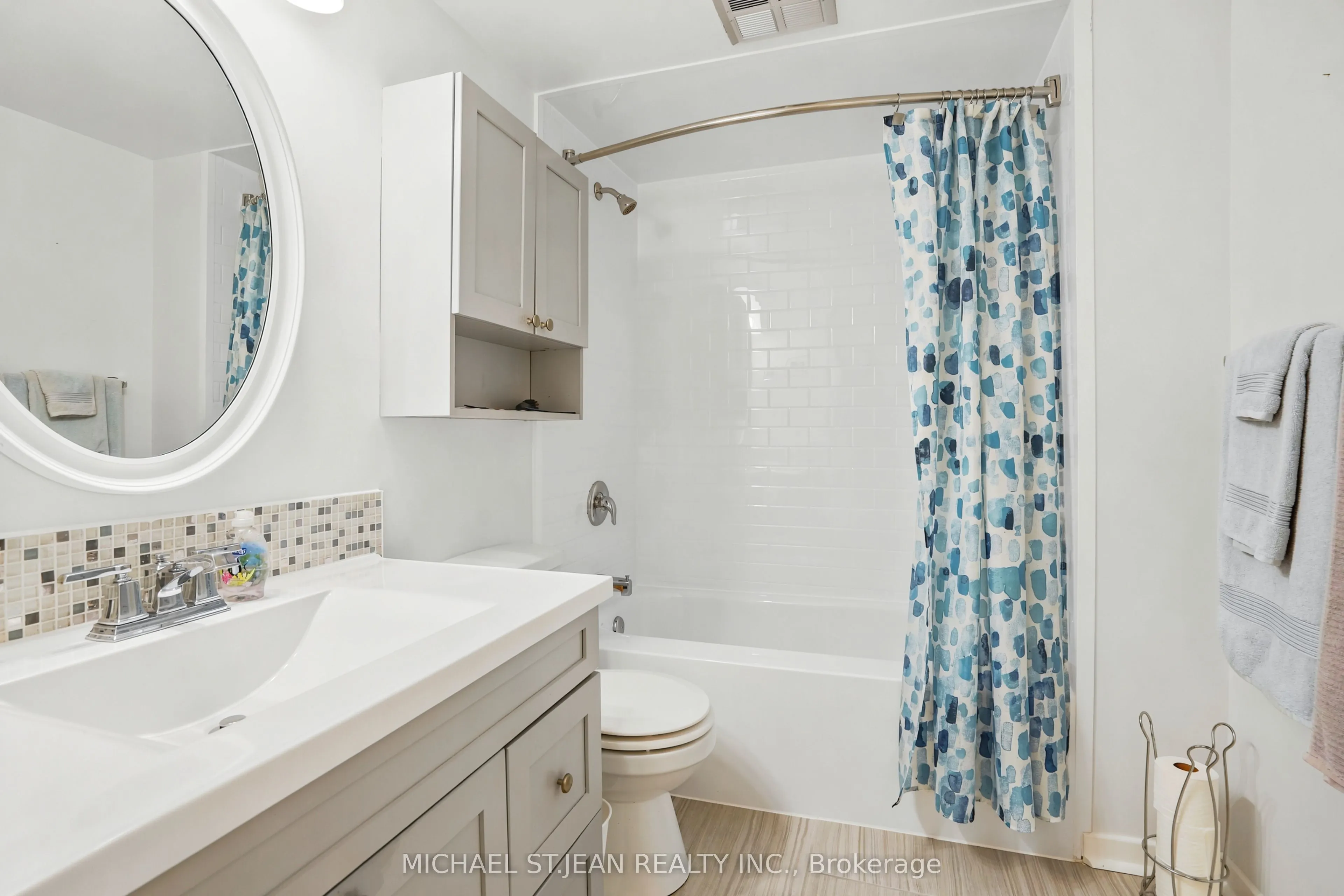 23 Main Street #404