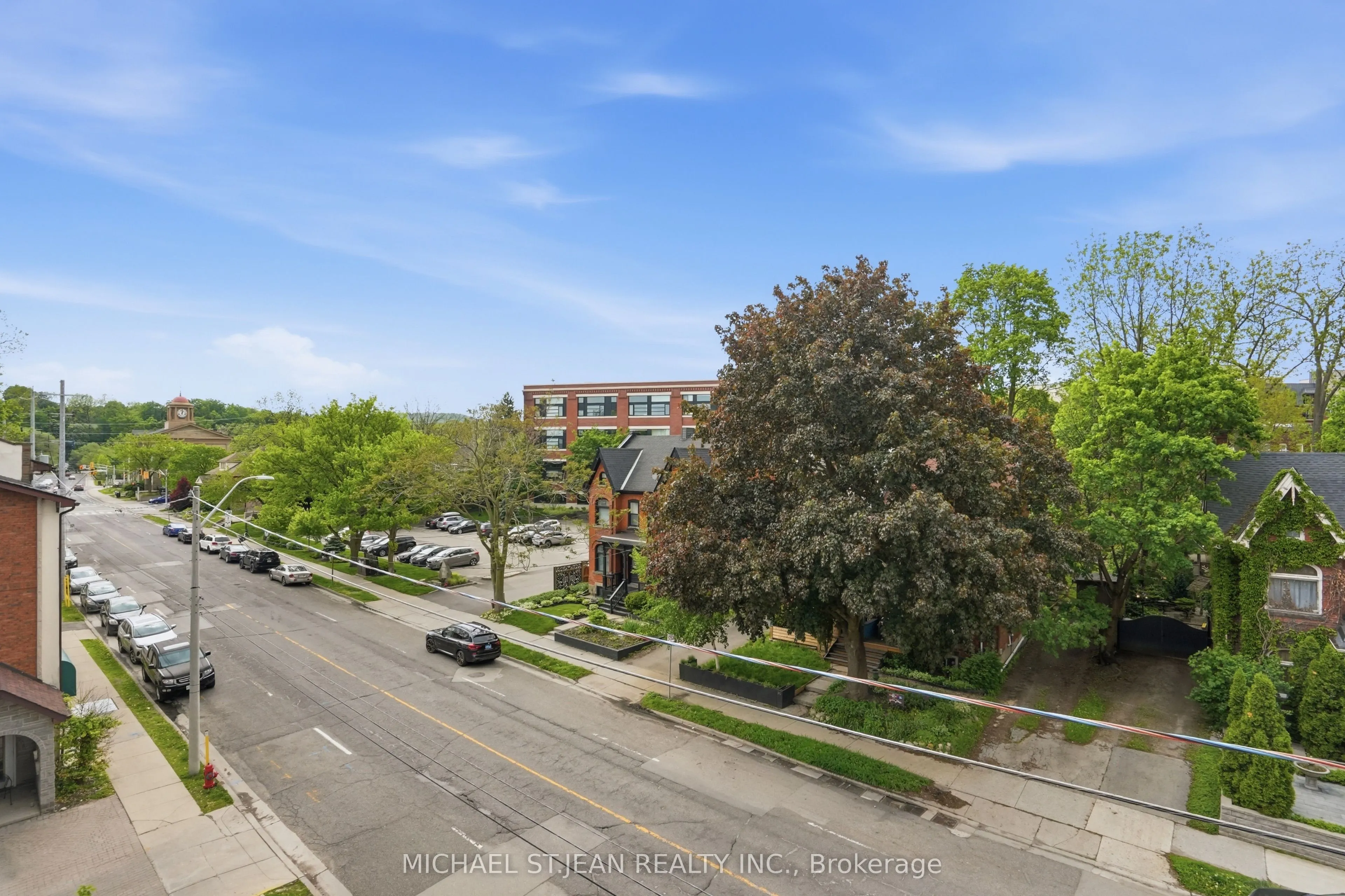 23 Main Street #404