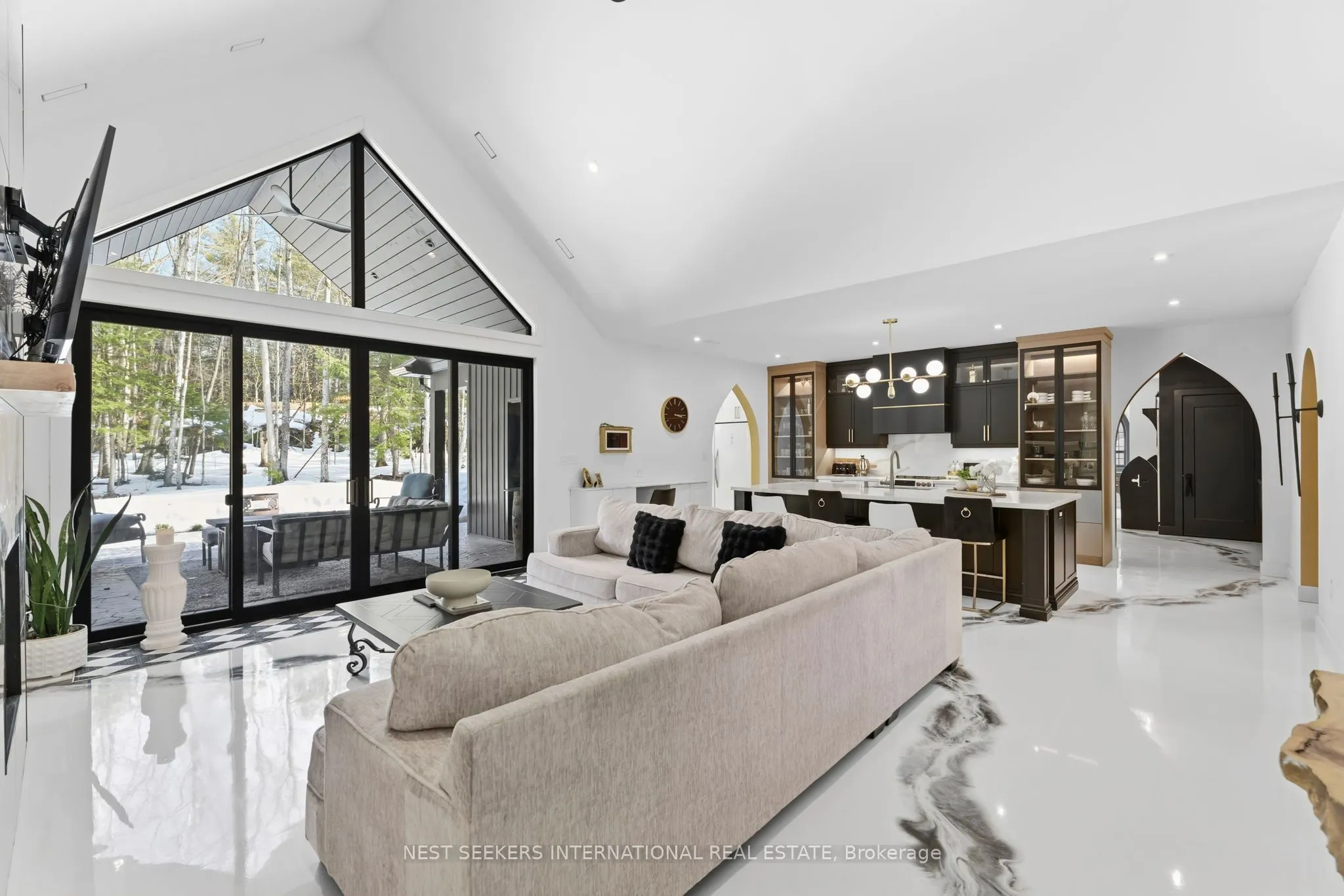 1017 Davis Drive