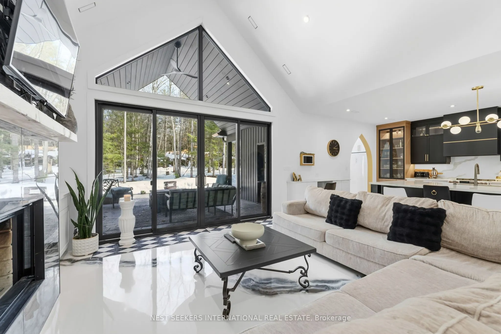 1017 Davis Drive