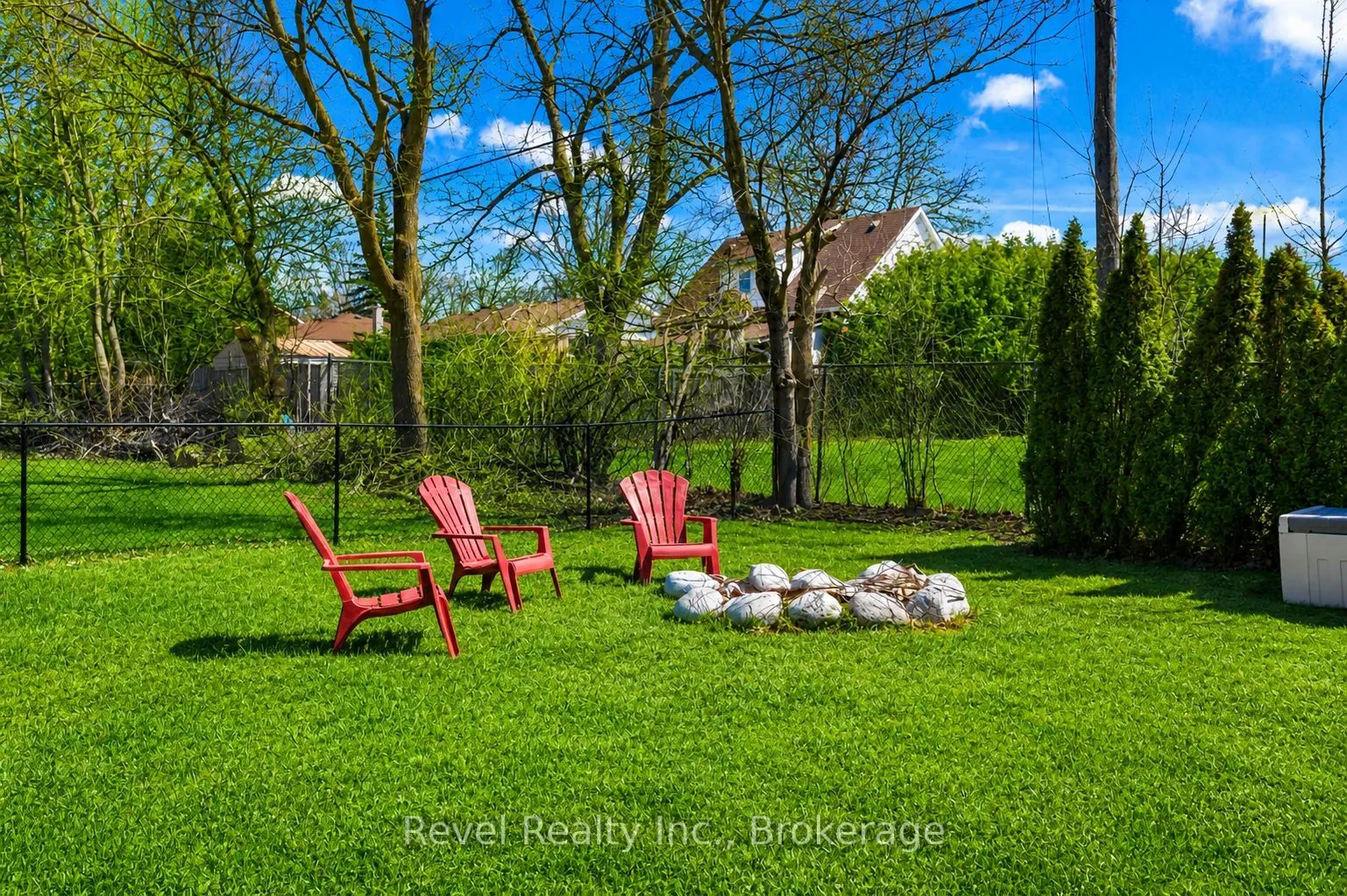 25 Riverview Road