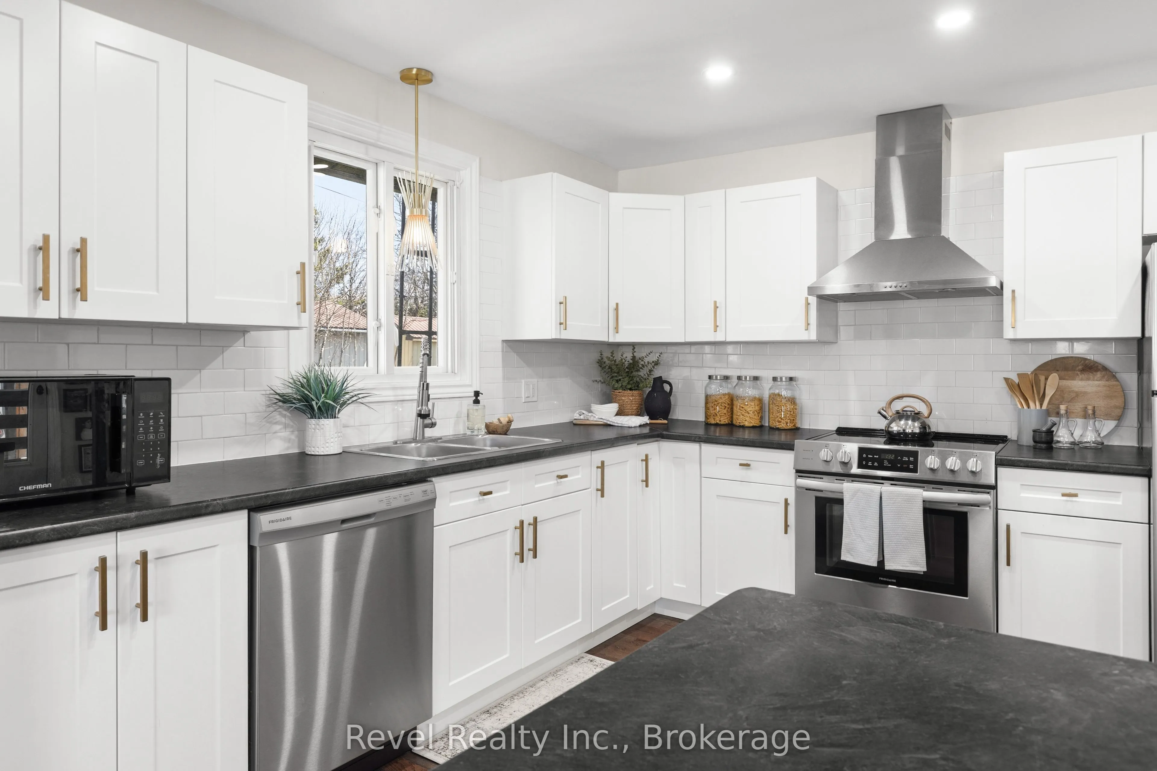 25 Riverview Road