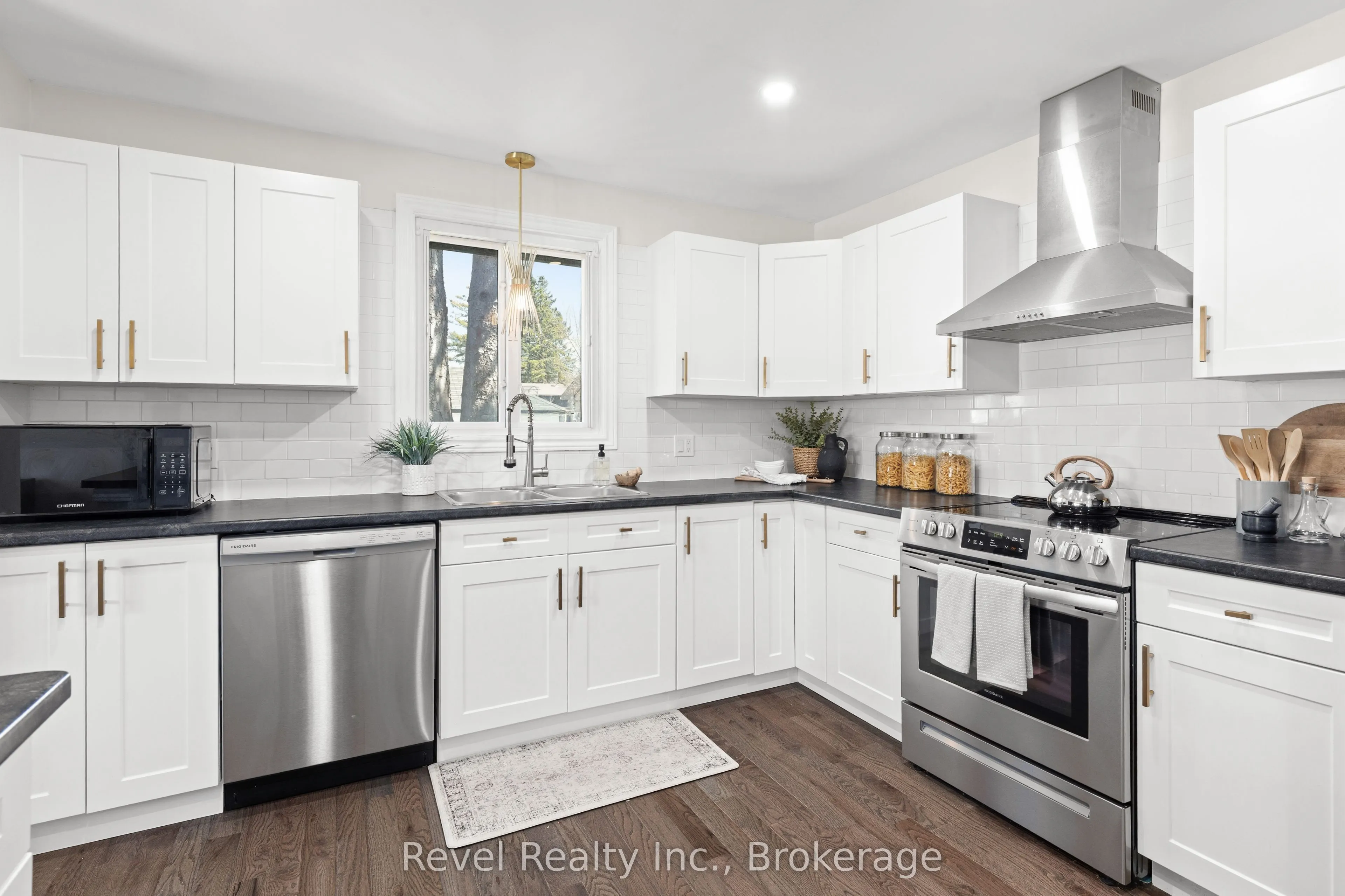 25 Riverview Road