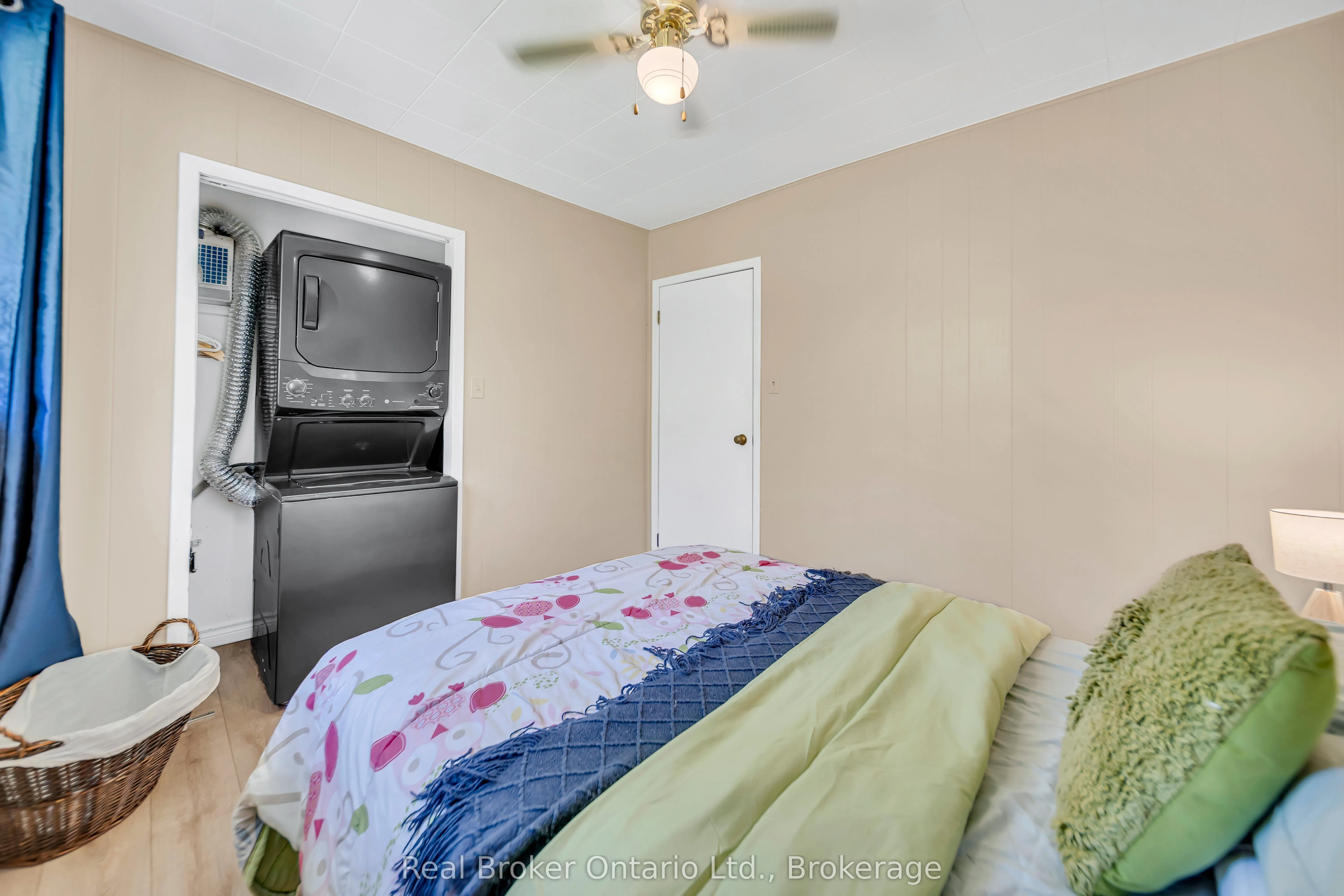 79 Mapleport Crescent