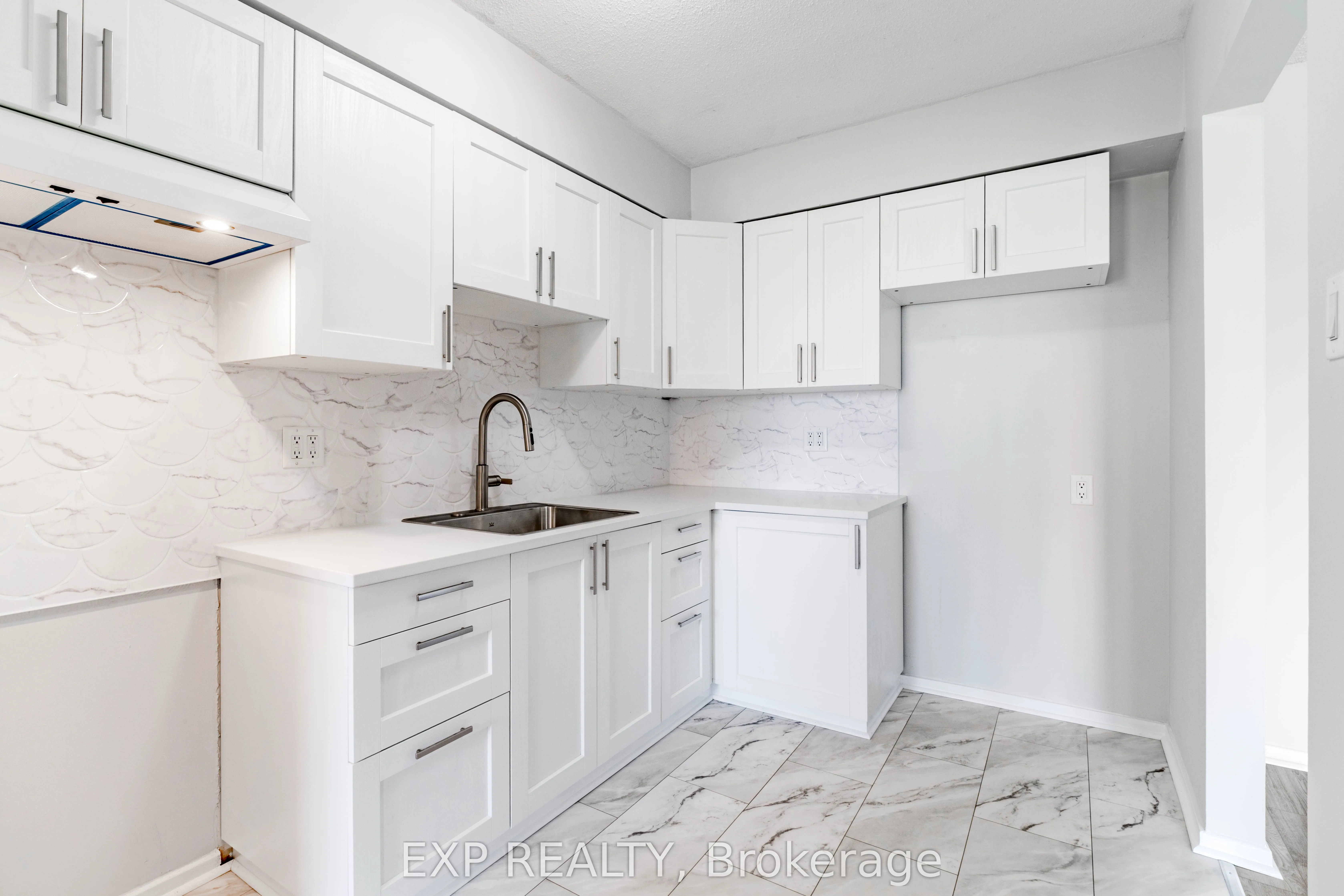 2044 Arrowsmith Drive #404 B