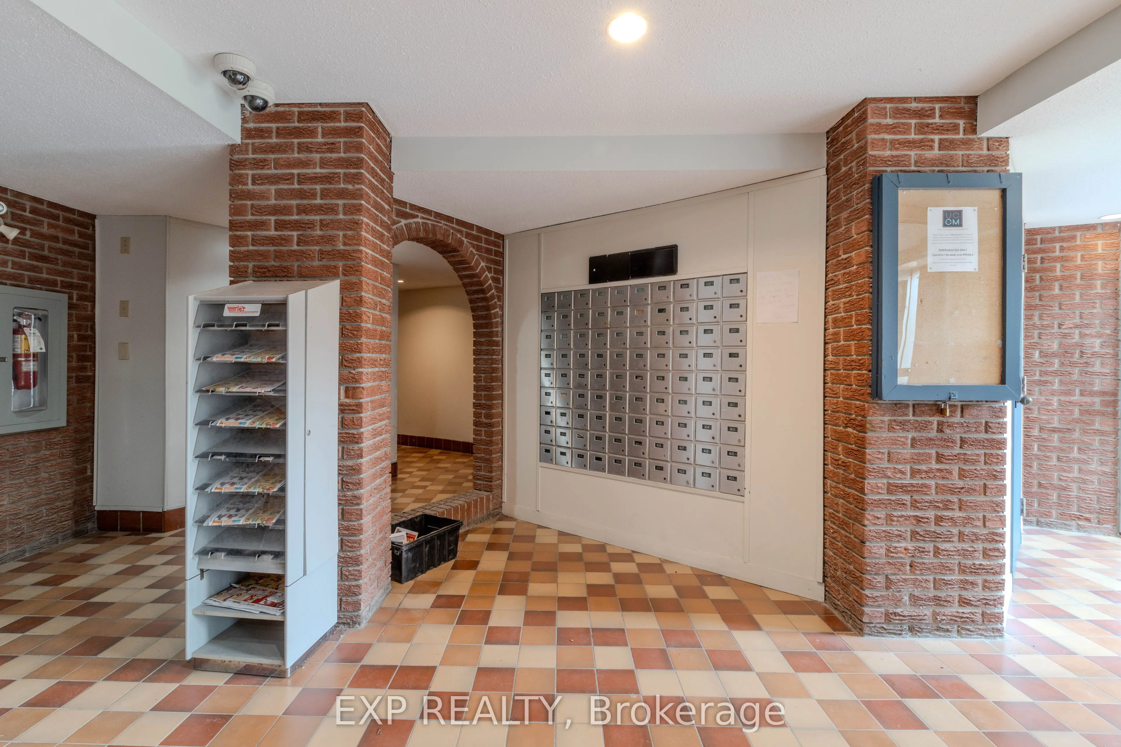 2044 Arrowsmith Drive #404 B
