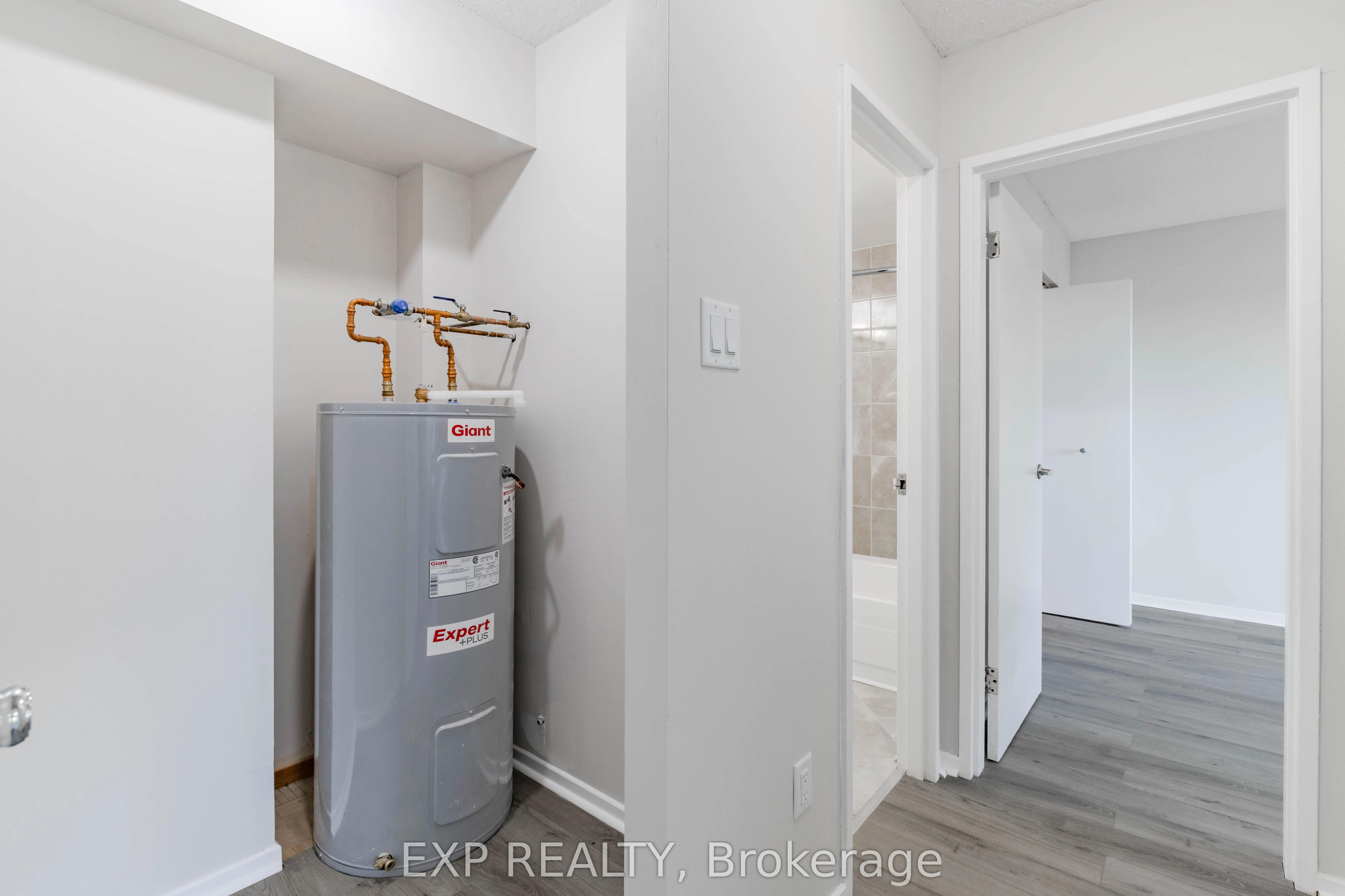 2044 Arrowsmith Drive #404 B