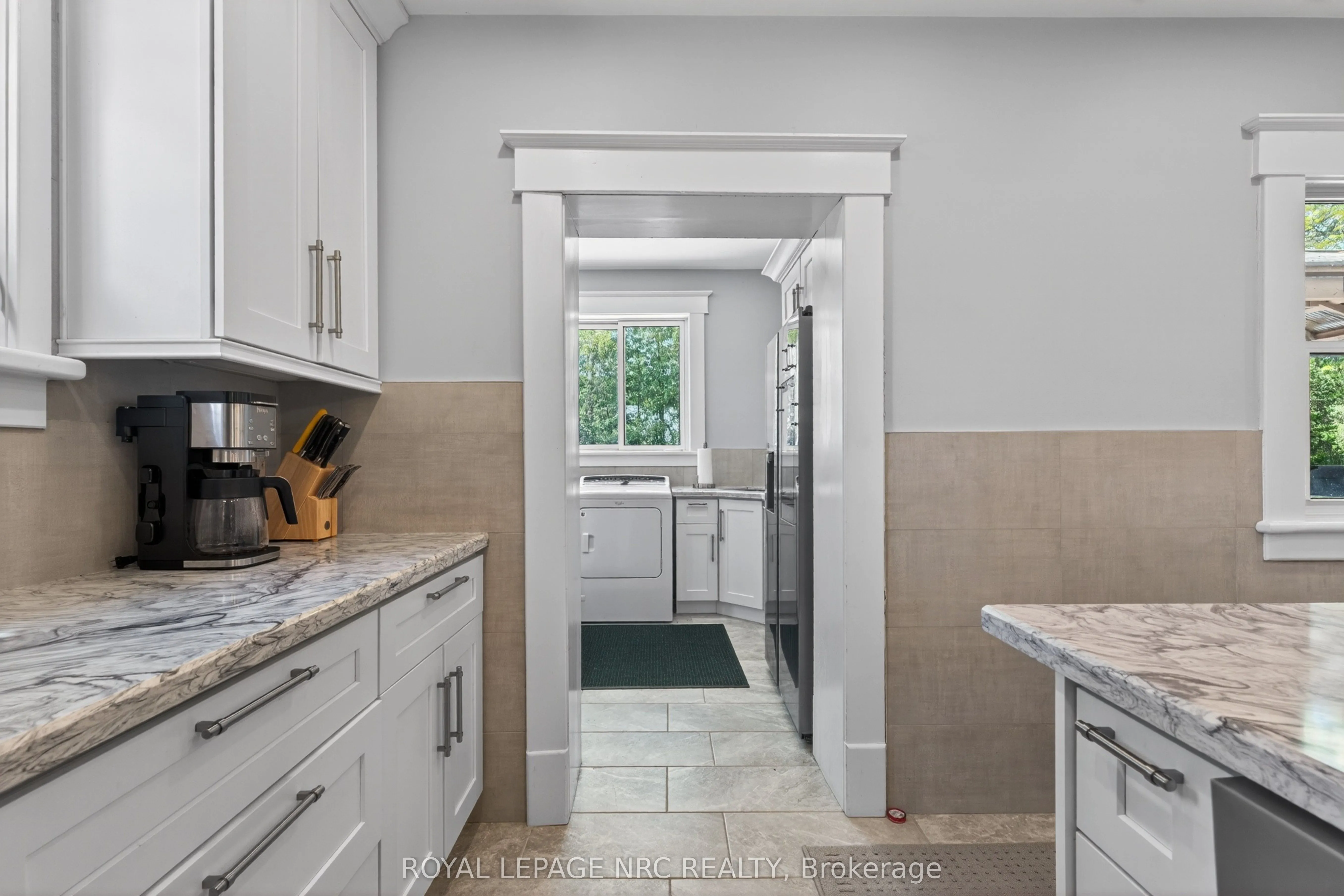 260 Main Street E