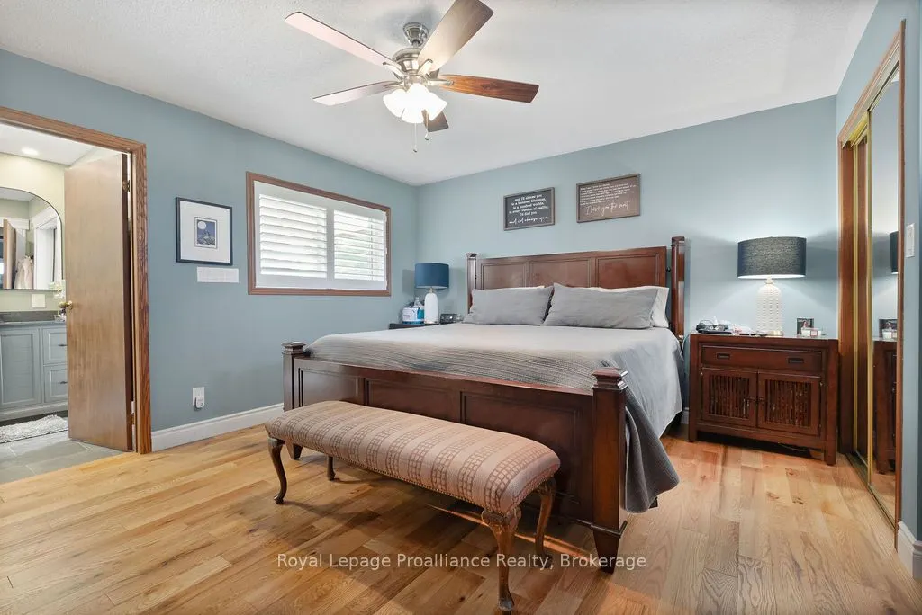 288 Edward Street W