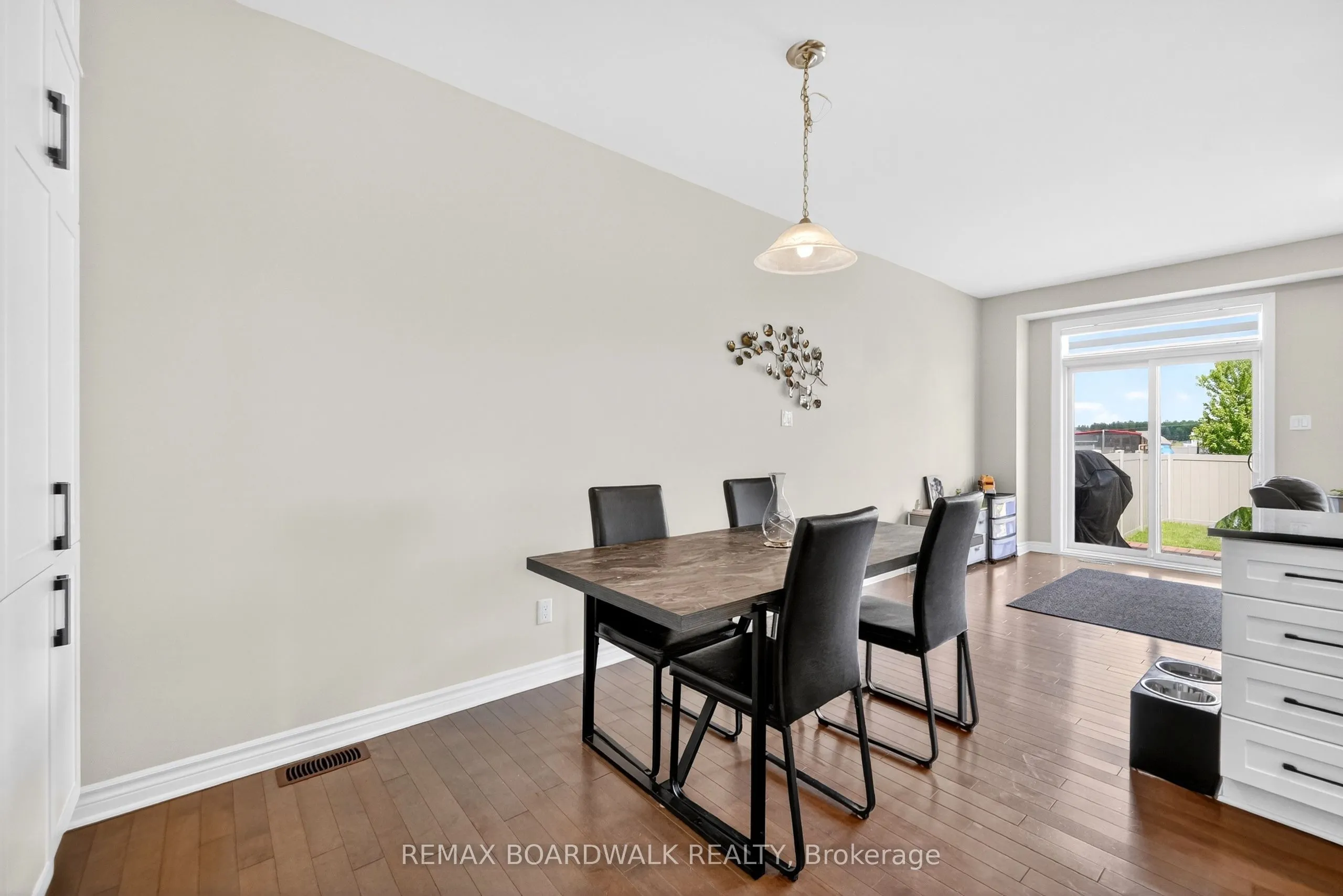 2 Duncanville Street