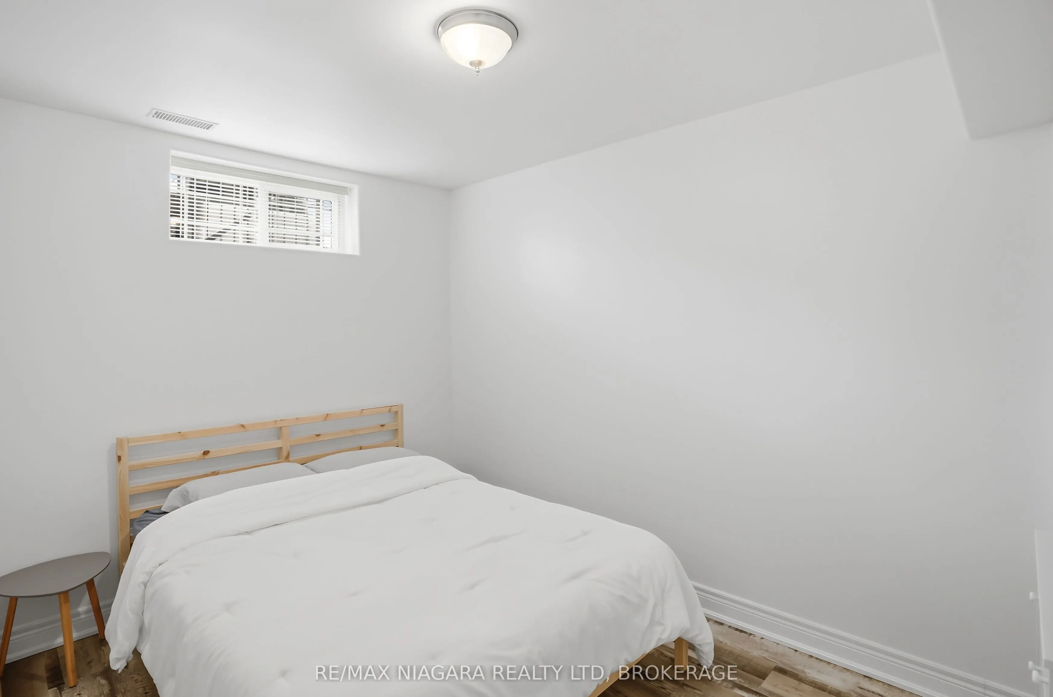 6045 Dunn Street #104