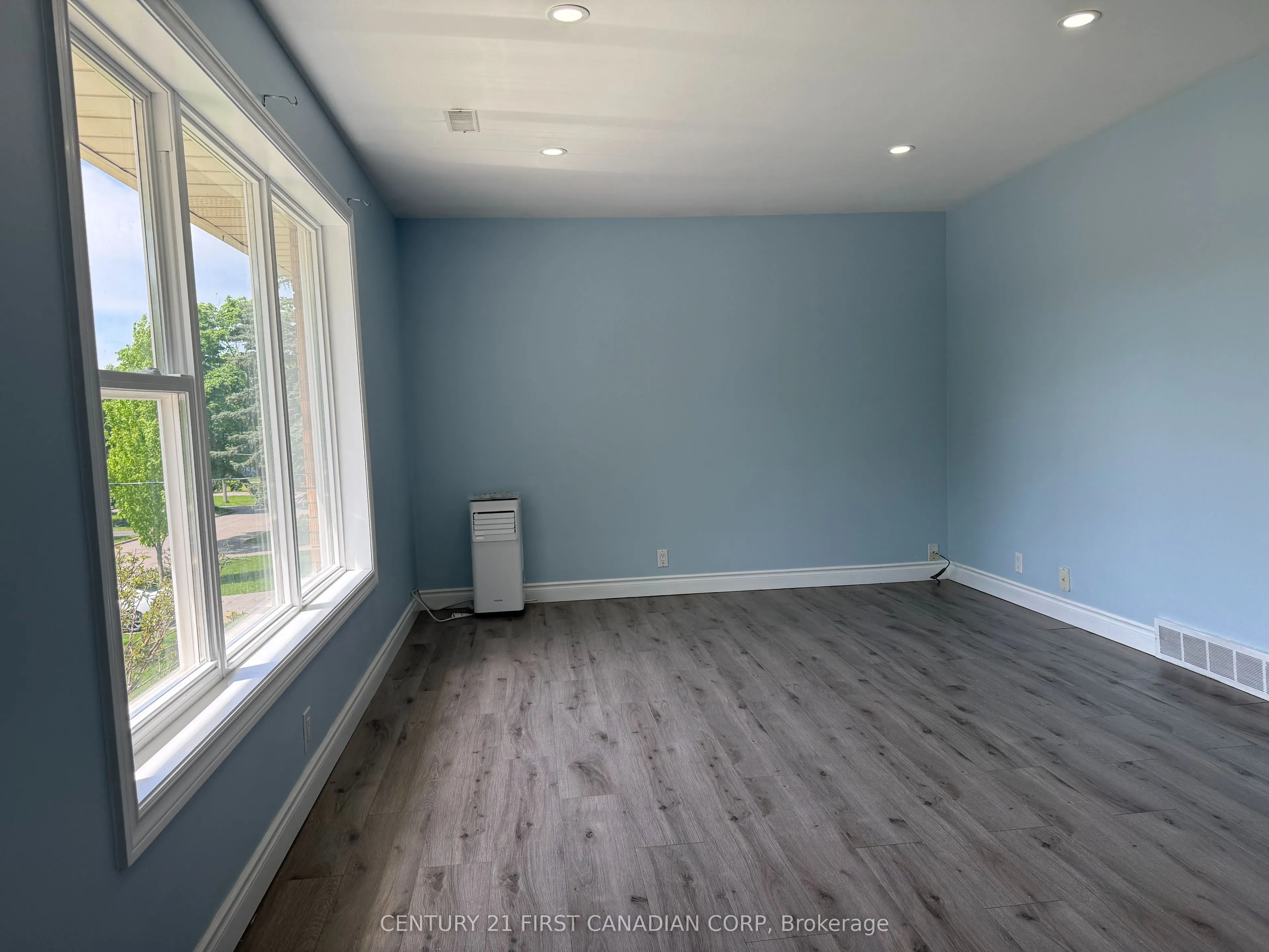 228 Burnside Drive #3