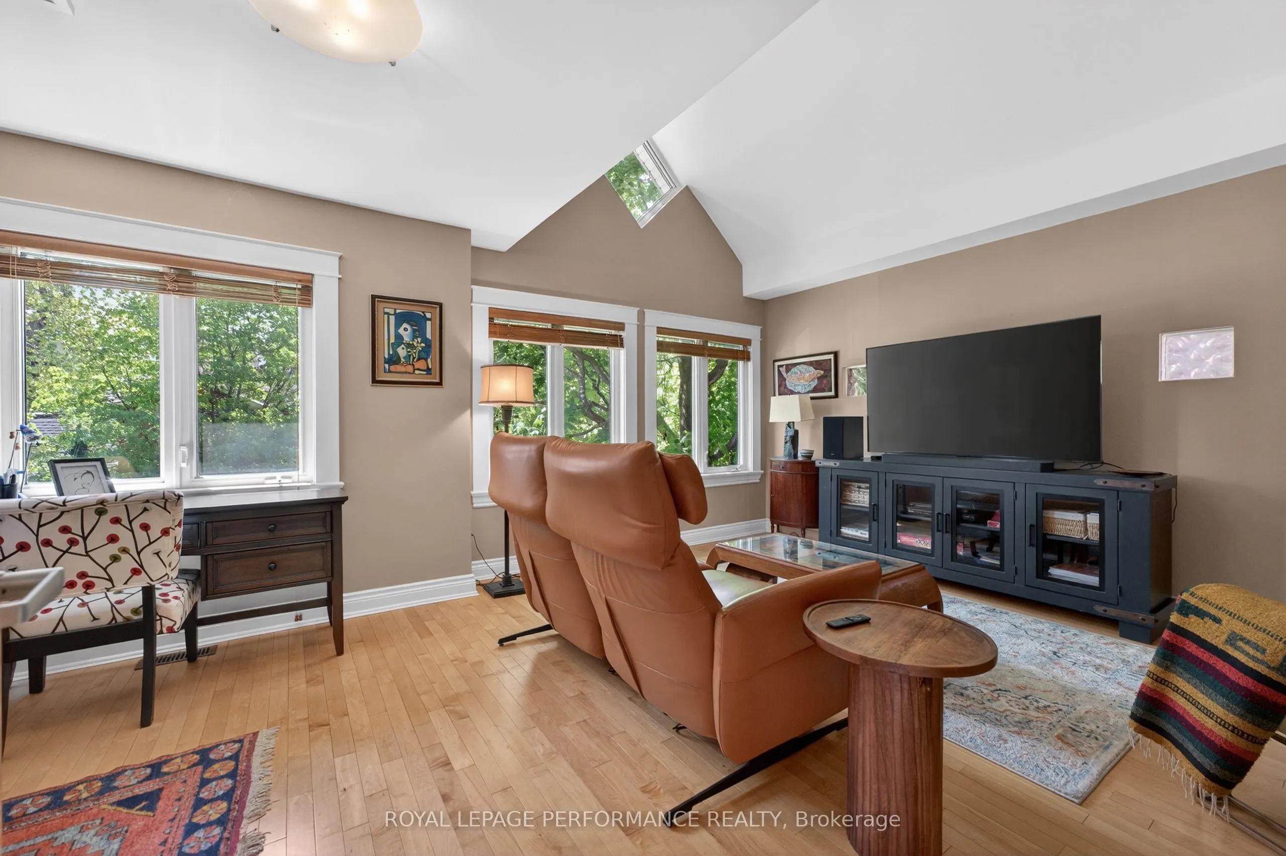335 Osgoode Street