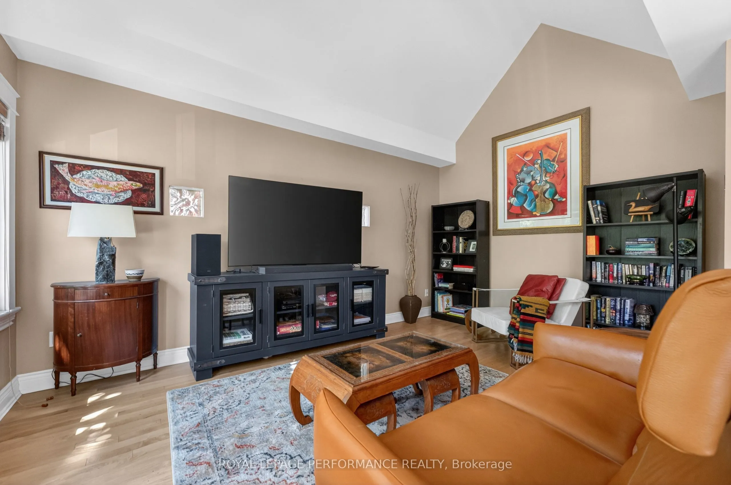 335 Osgoode Street