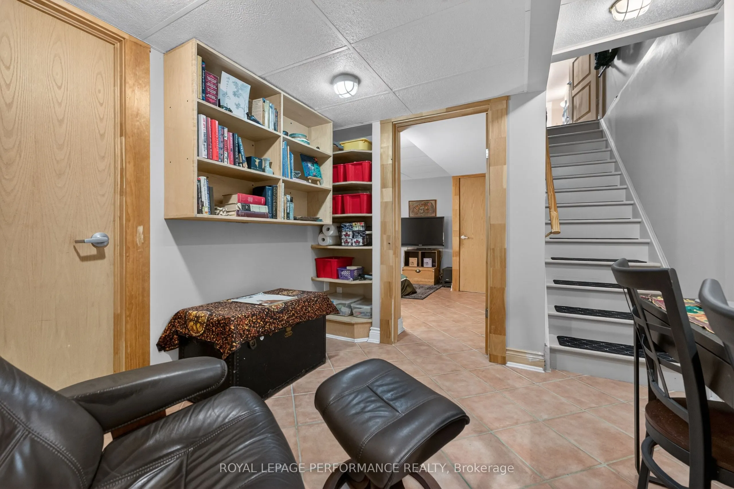 335 Osgoode Street