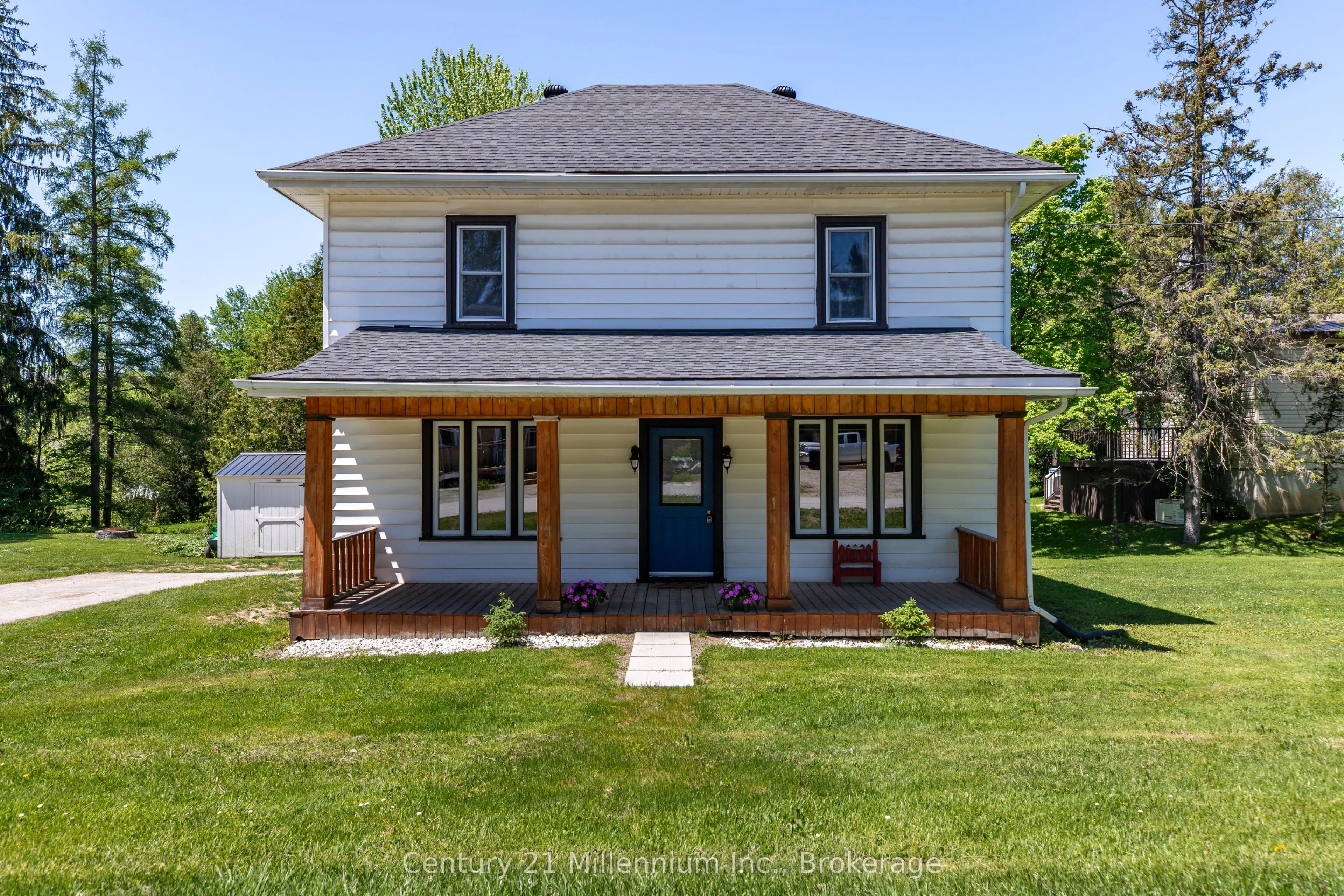680193 Chatsworth Road 24