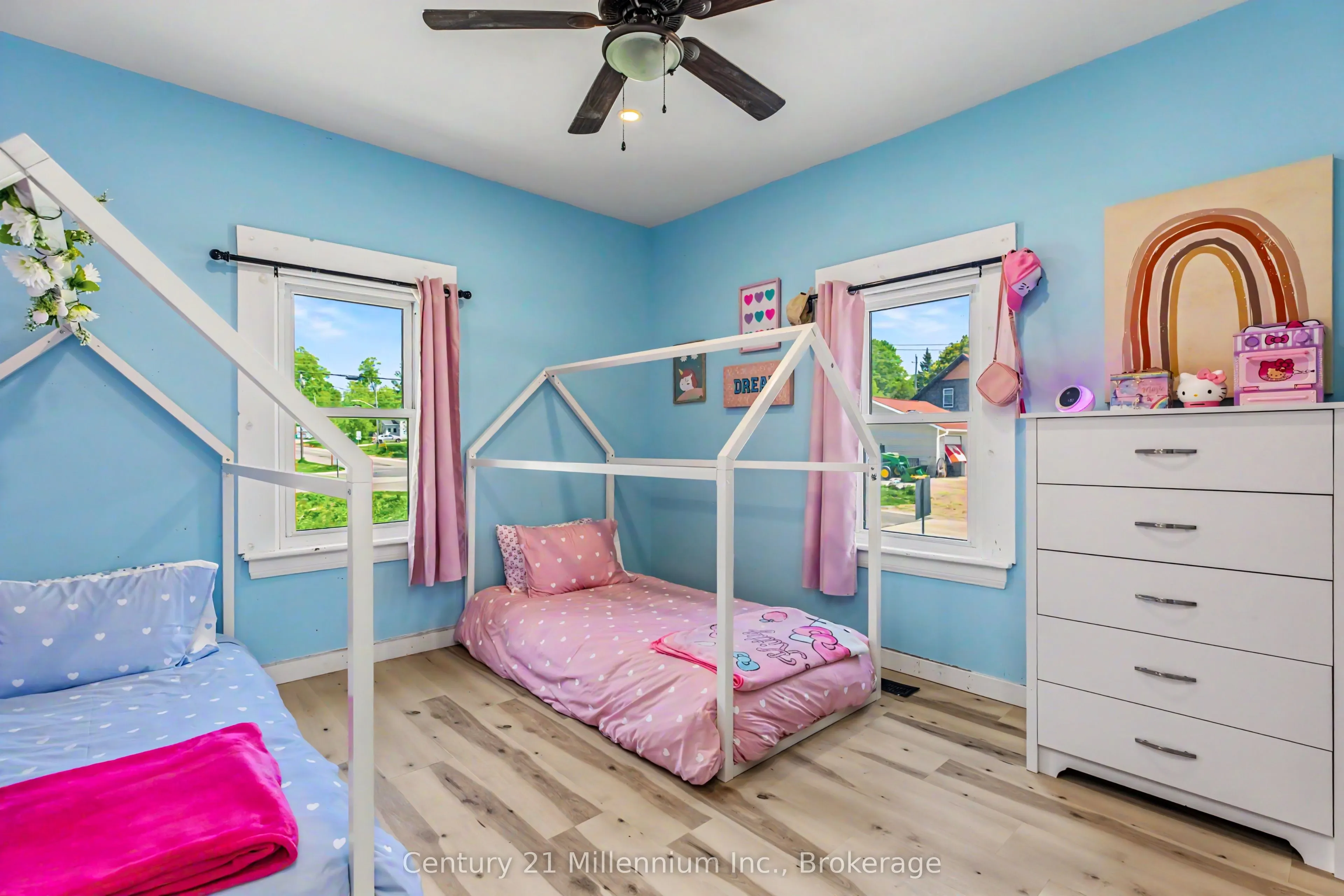680193 Chatsworth Road 24