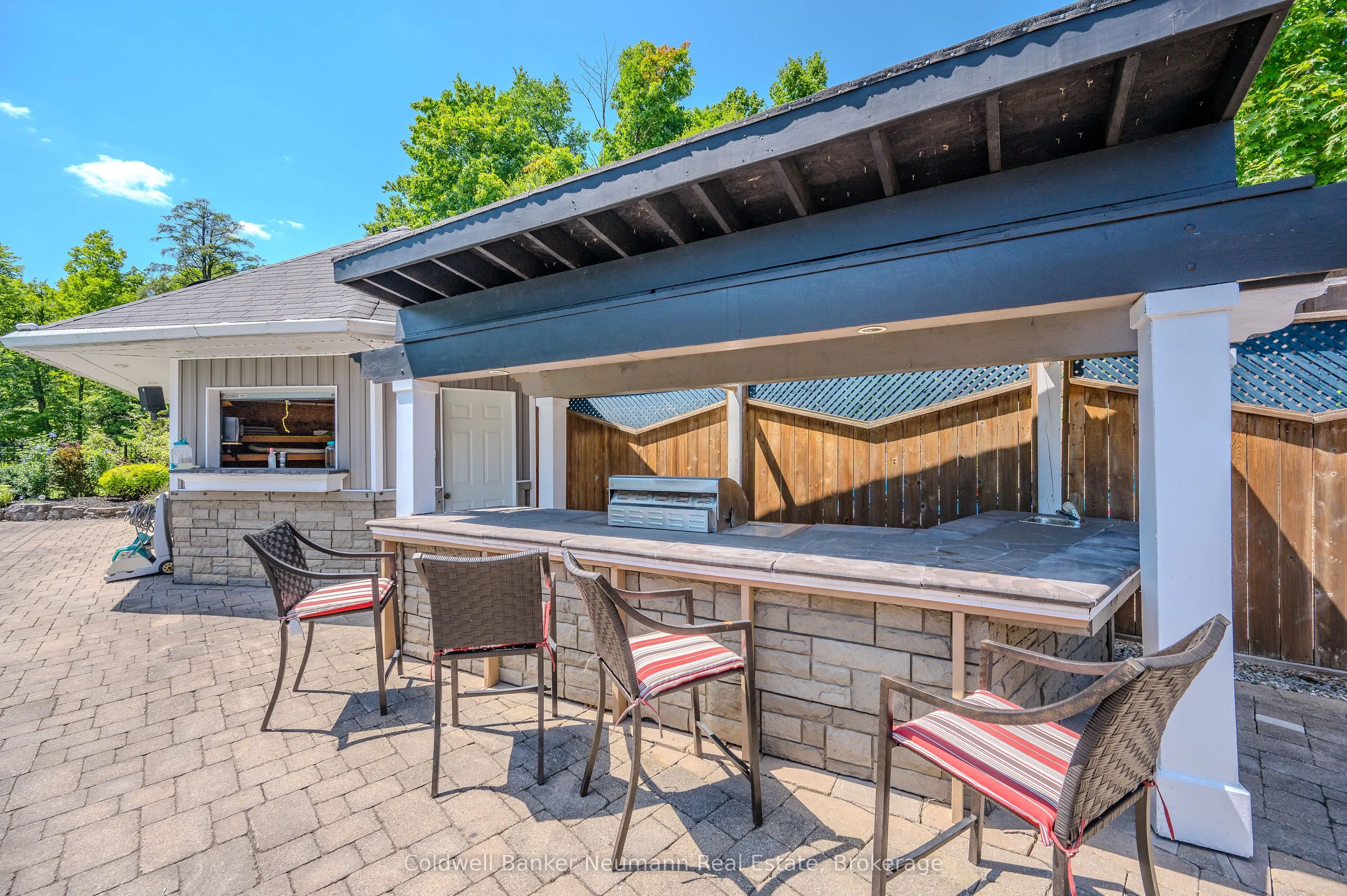 32 Forest Ridge Road