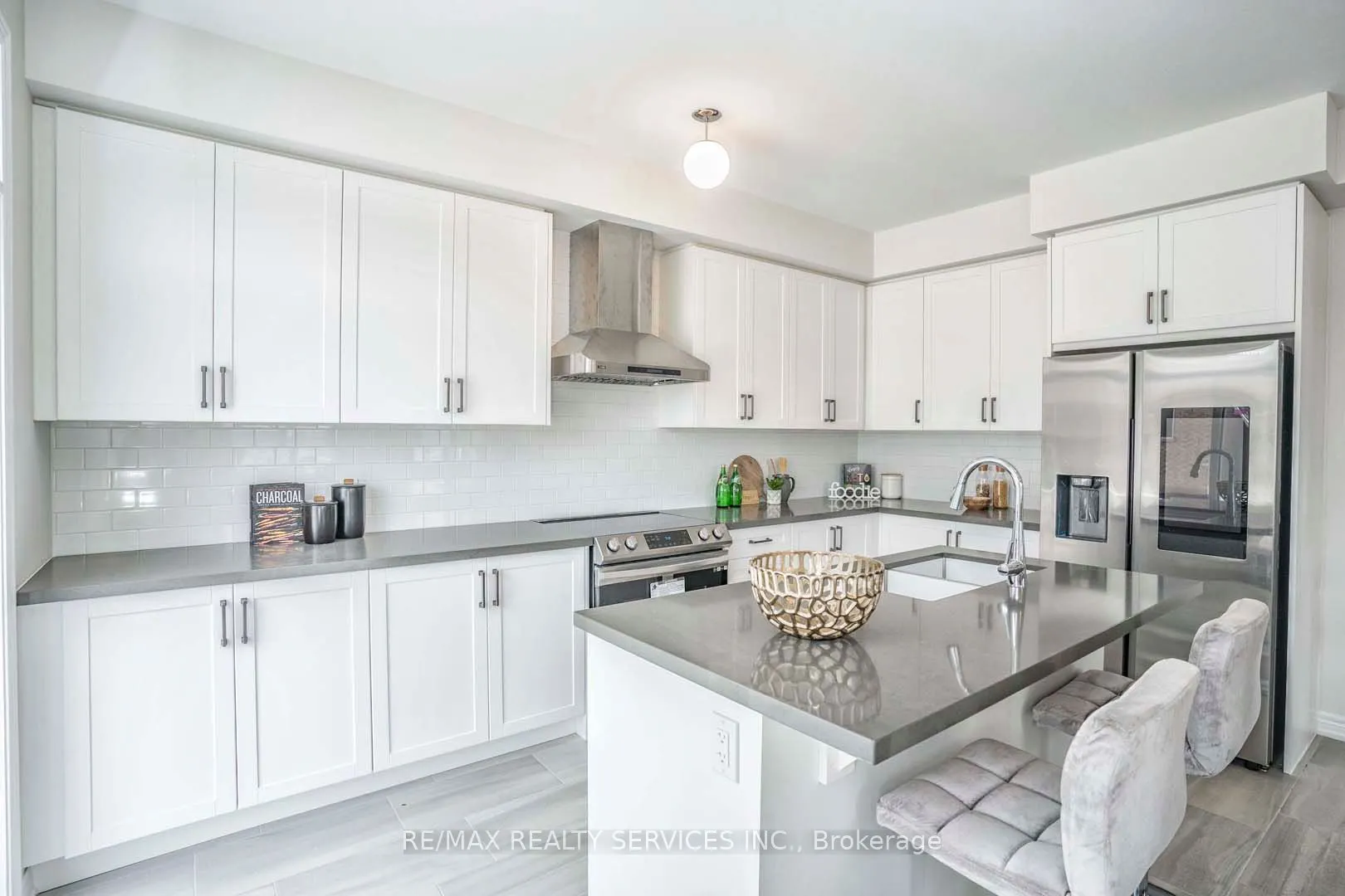 525 Red Elm Road